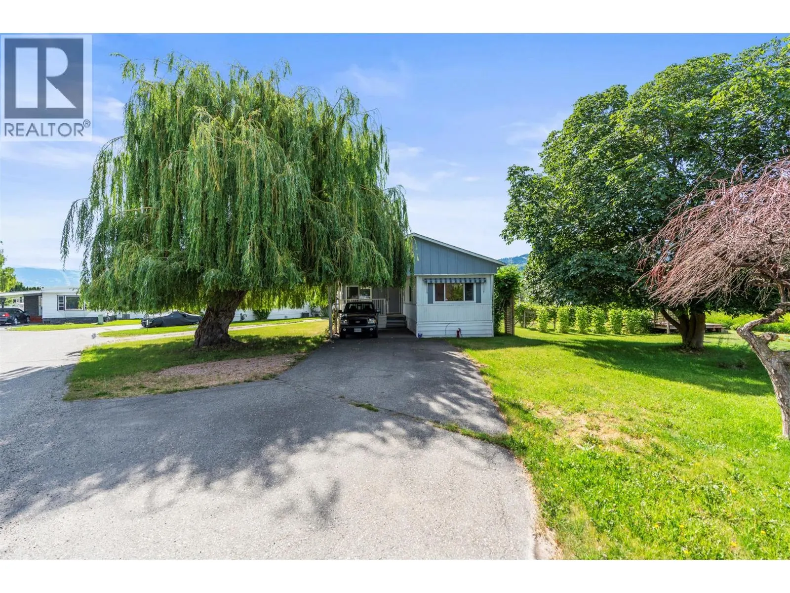 2727 Lakeshore Road Unit# 101