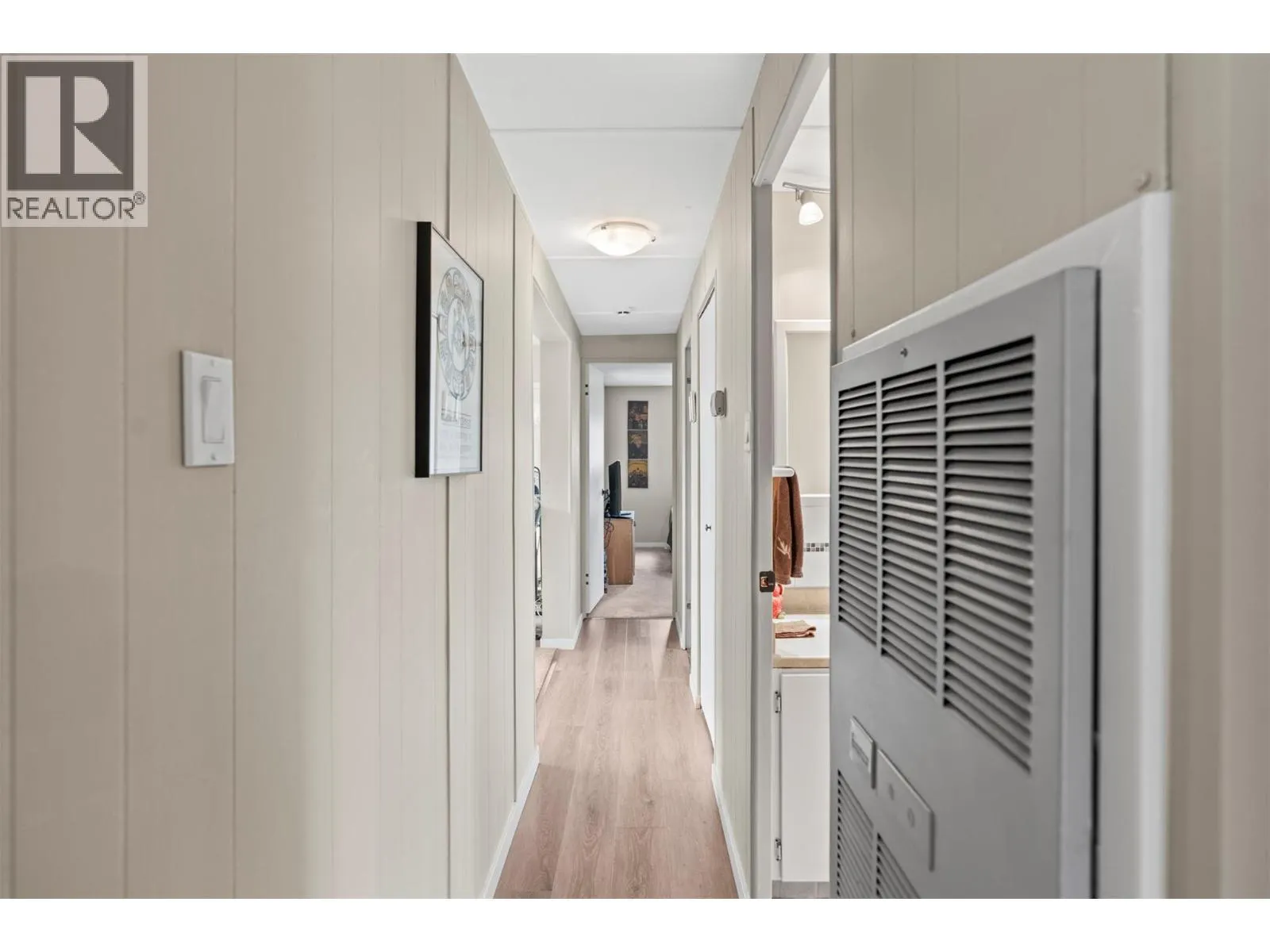 2727 Lakeshore Road Unit# 101