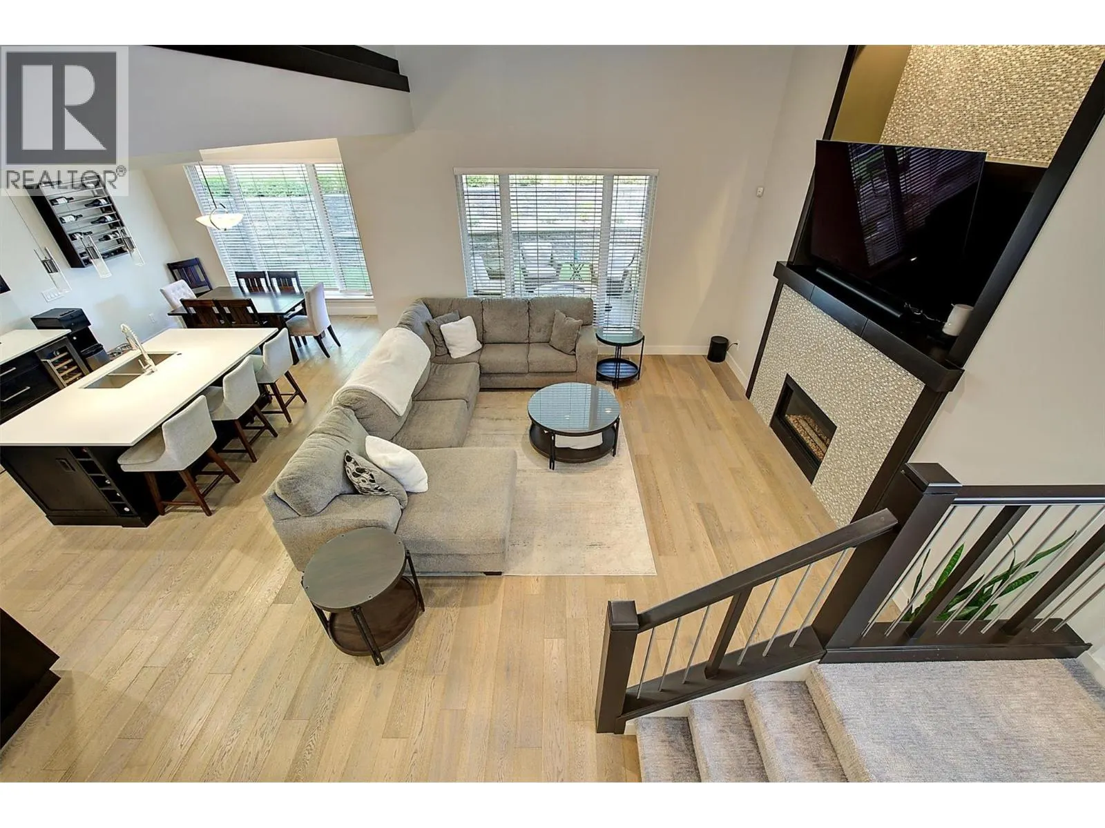 13130 Shoreline Drive