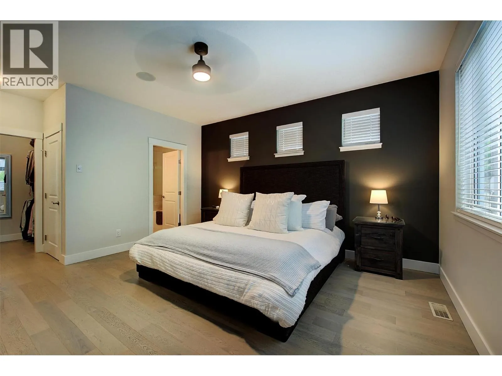 13130 Shoreline Drive