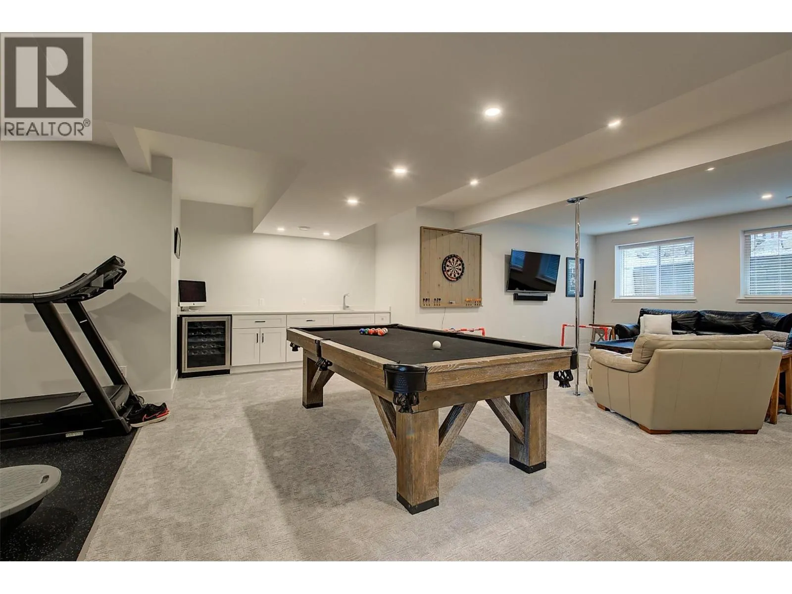 13130 Shoreline Drive
