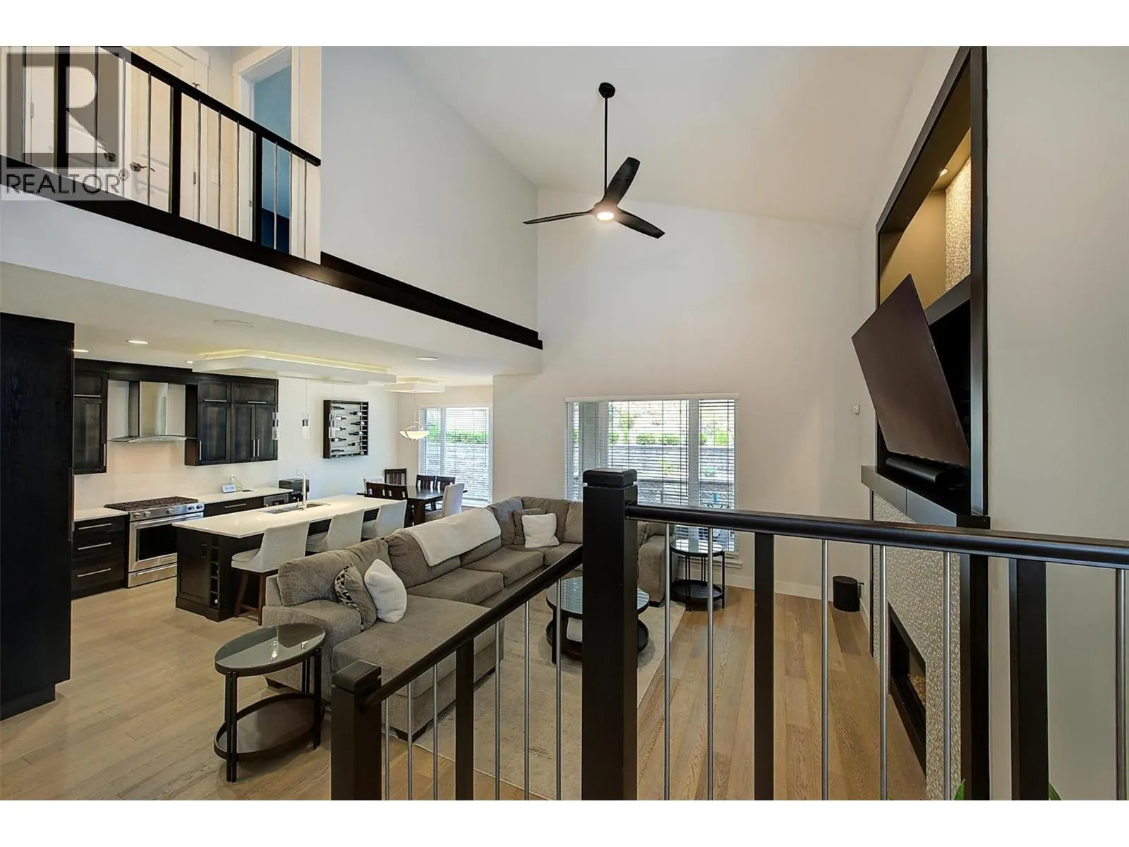 13130 Shoreline Drive