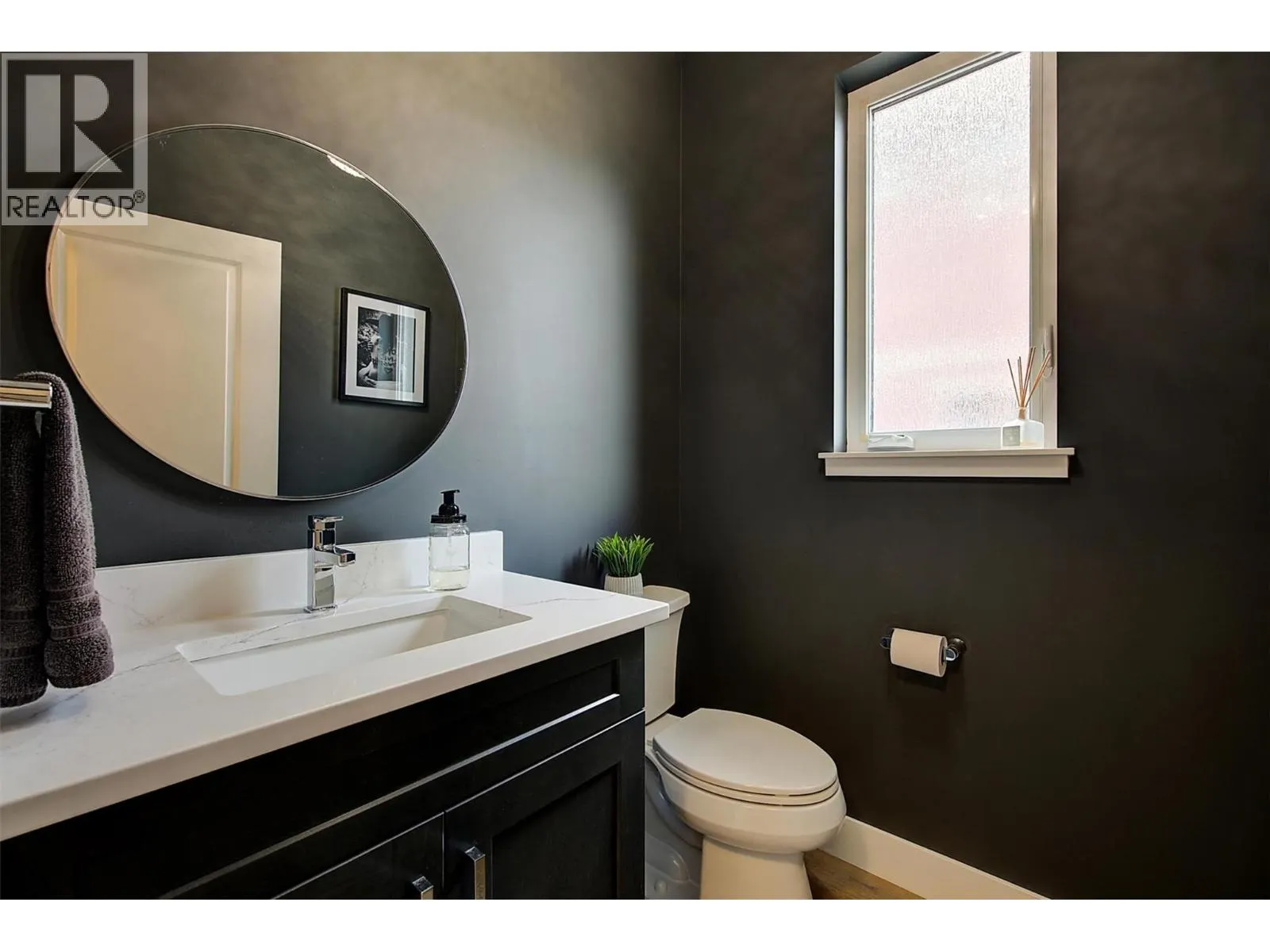 13130 Shoreline Drive