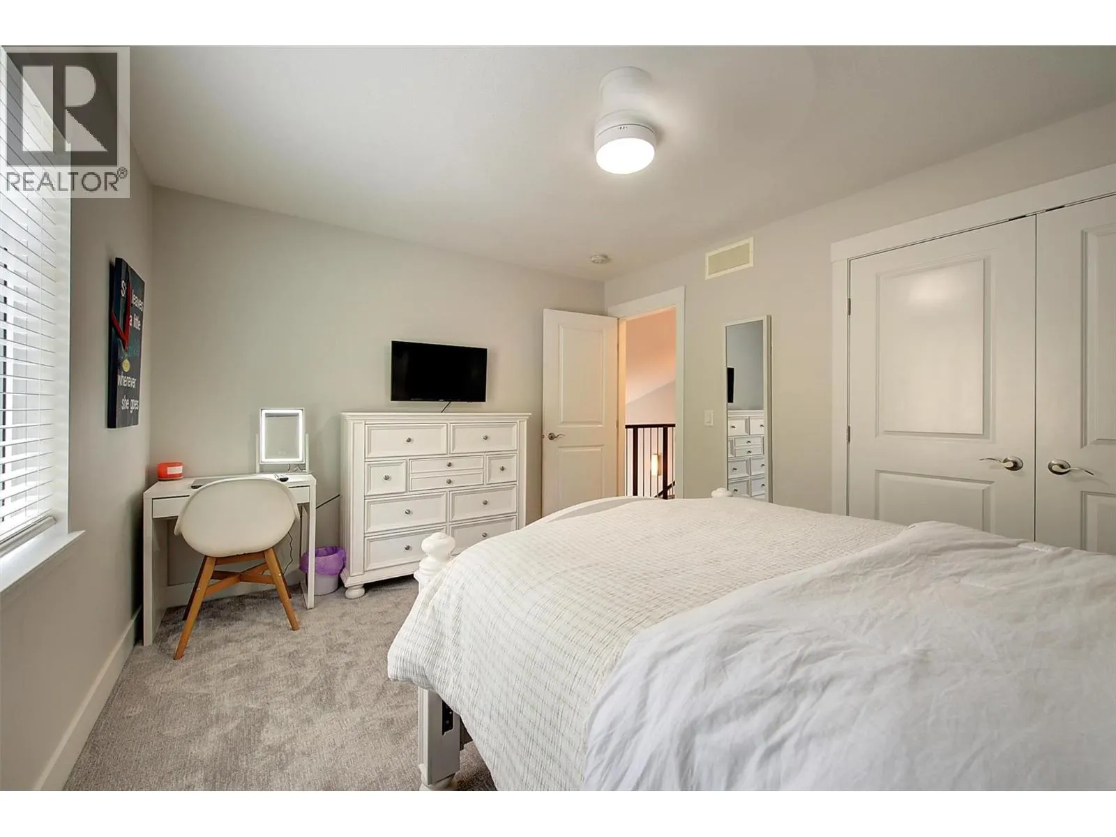 13130 Shoreline Drive