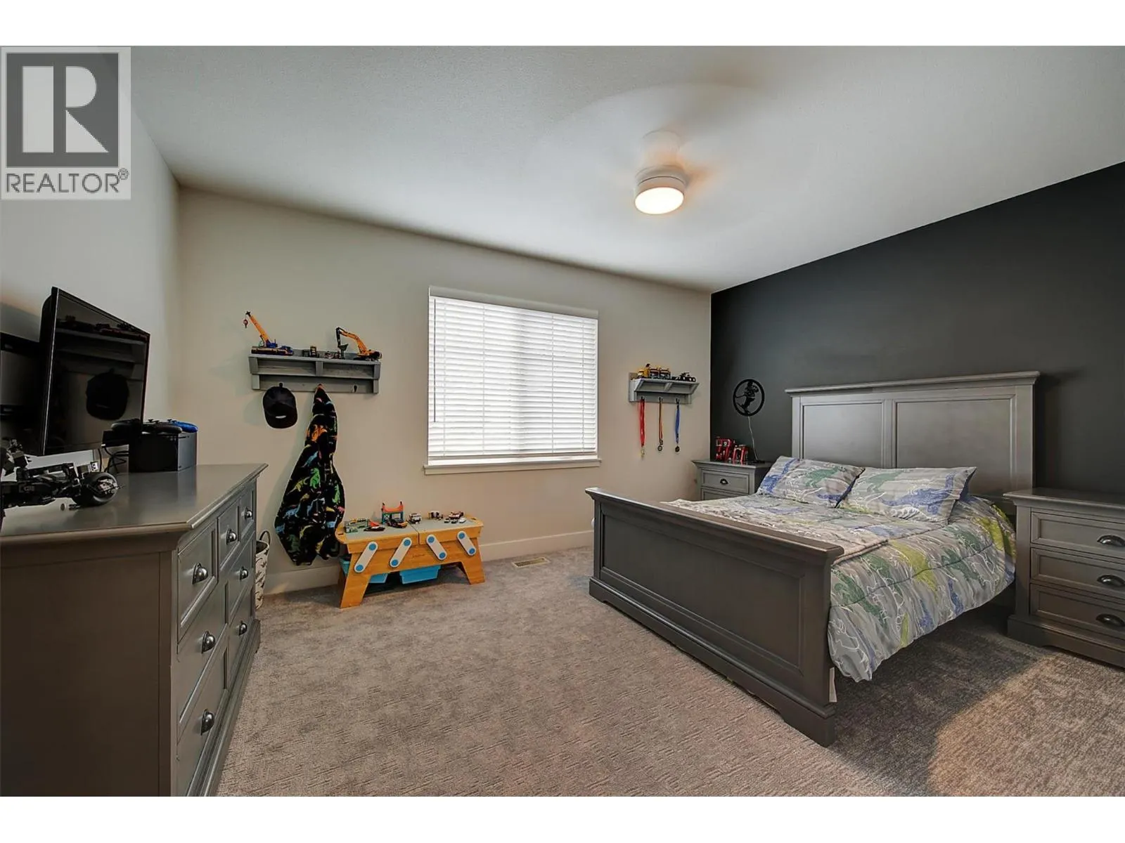 13130 Shoreline Drive