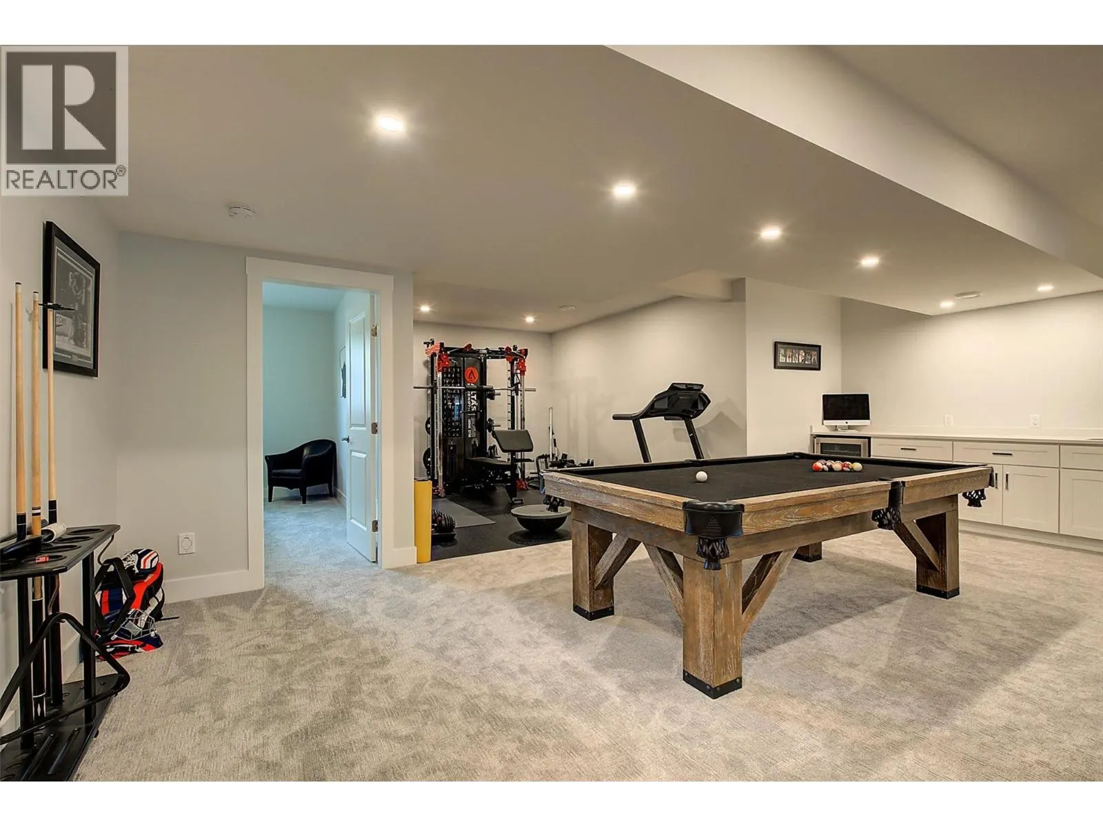 13130 Shoreline Drive