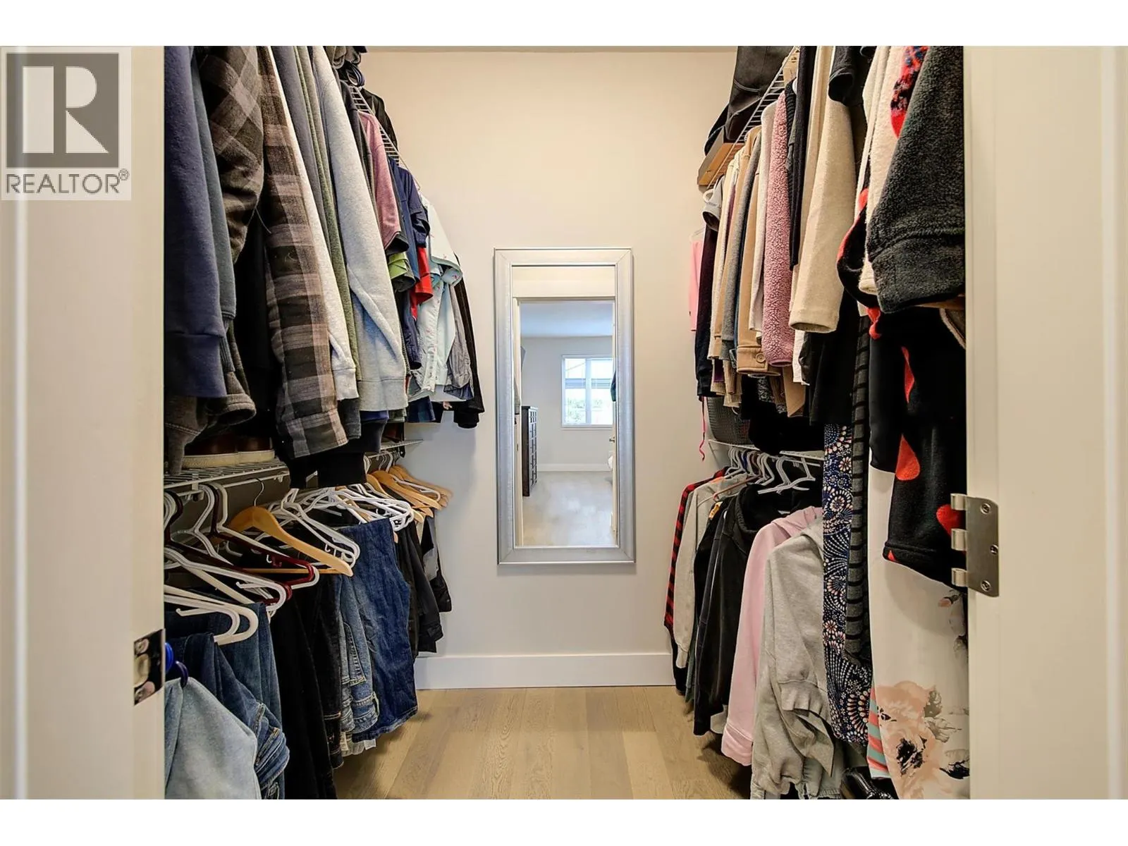 13130 Shoreline Drive
