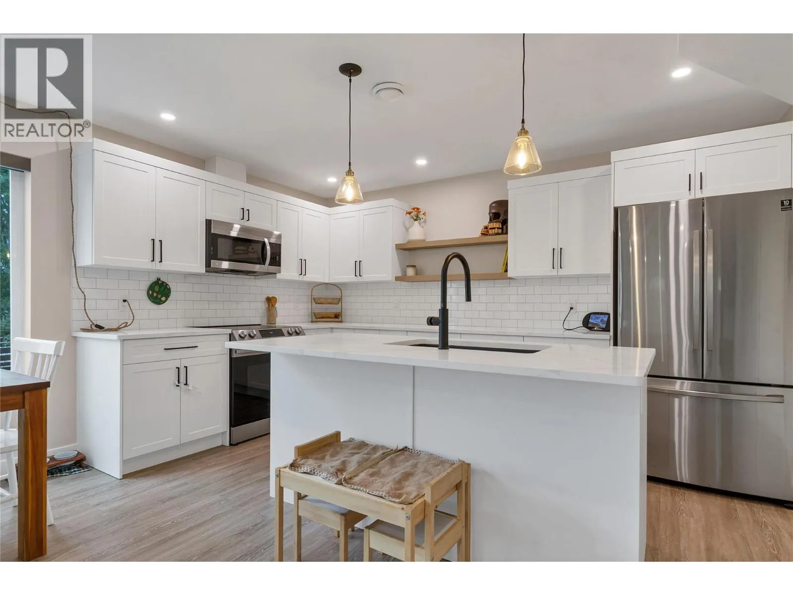 3904 29 Street Unit# 4