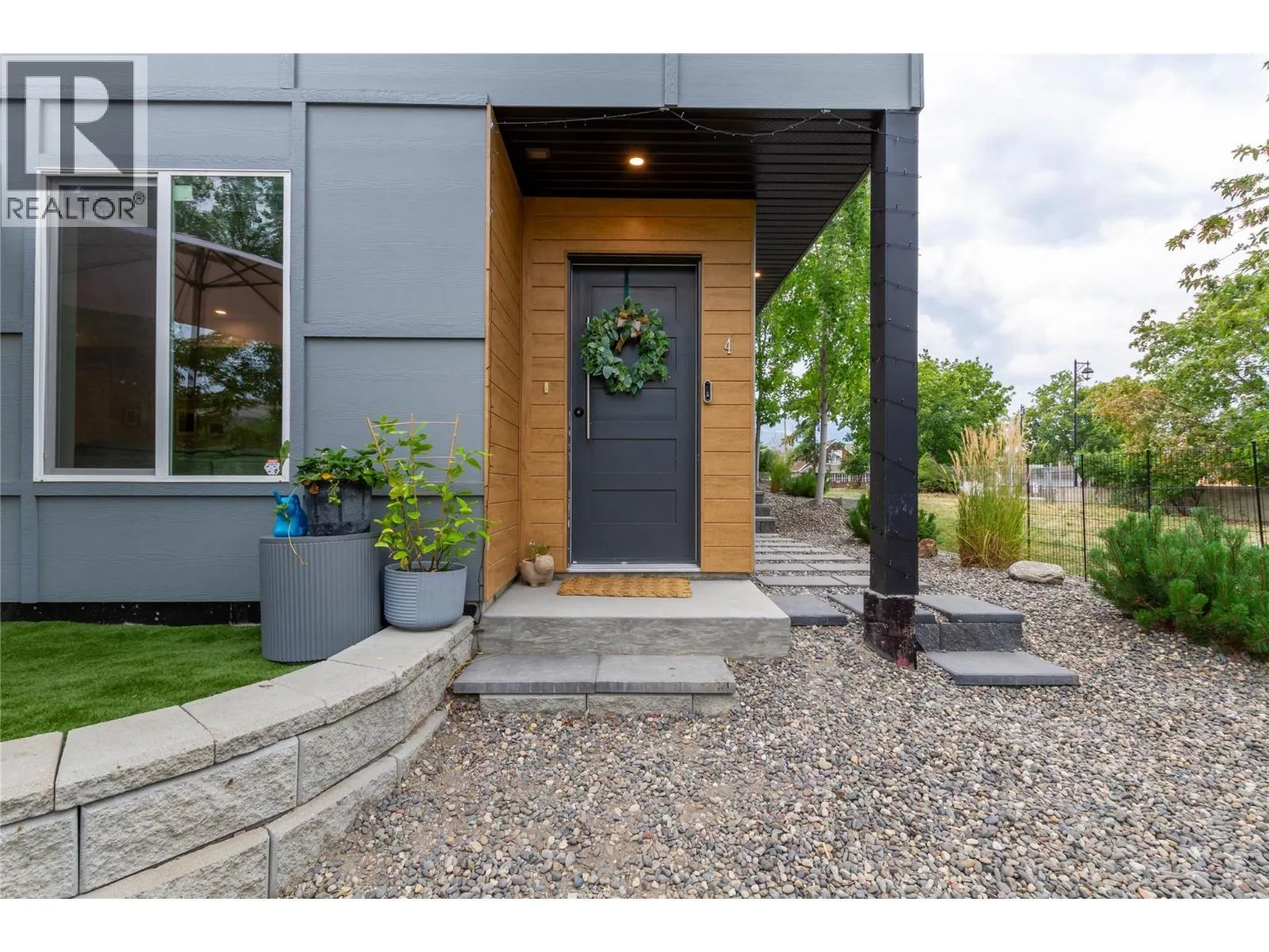 3904 29 Street Unit# 4