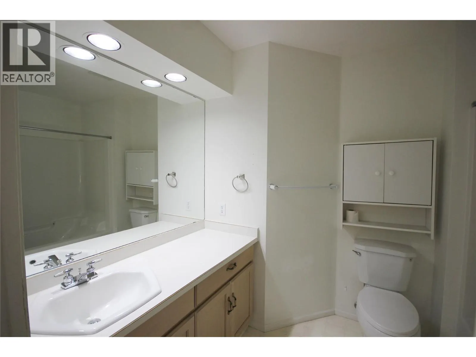 3333 SOUTH MAIN Street Unit# 6