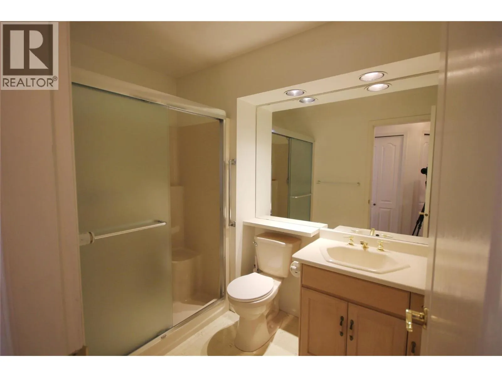 3333 SOUTH MAIN Street Unit# 6