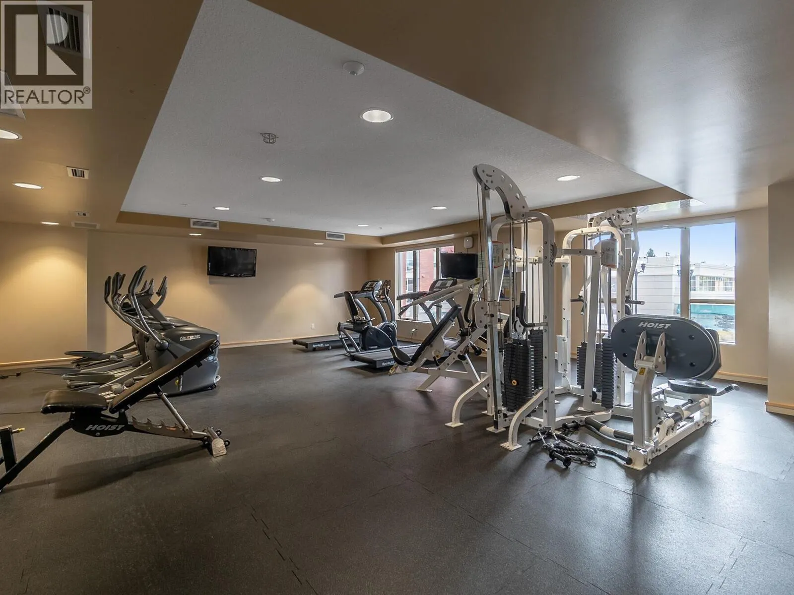 1160 Bernard Avenue Unit# 205