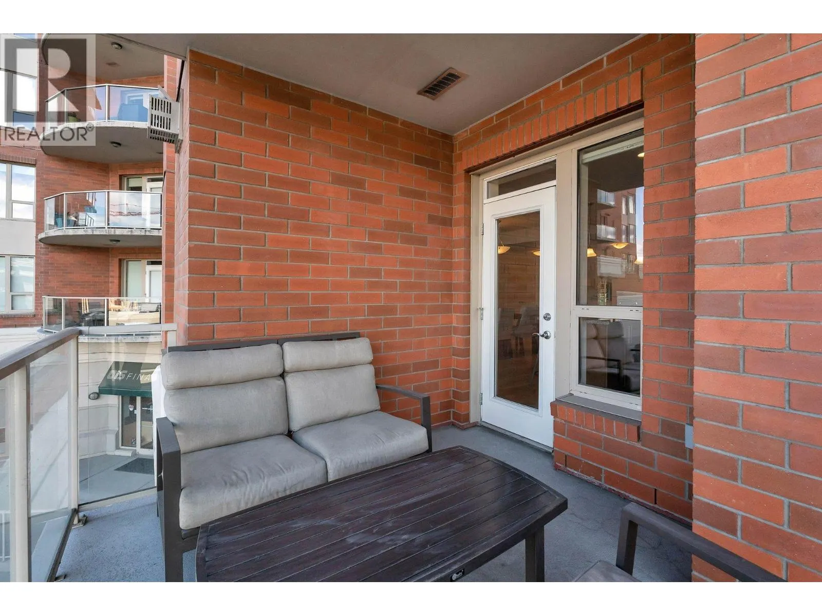 1160 Bernard Avenue Unit# 205