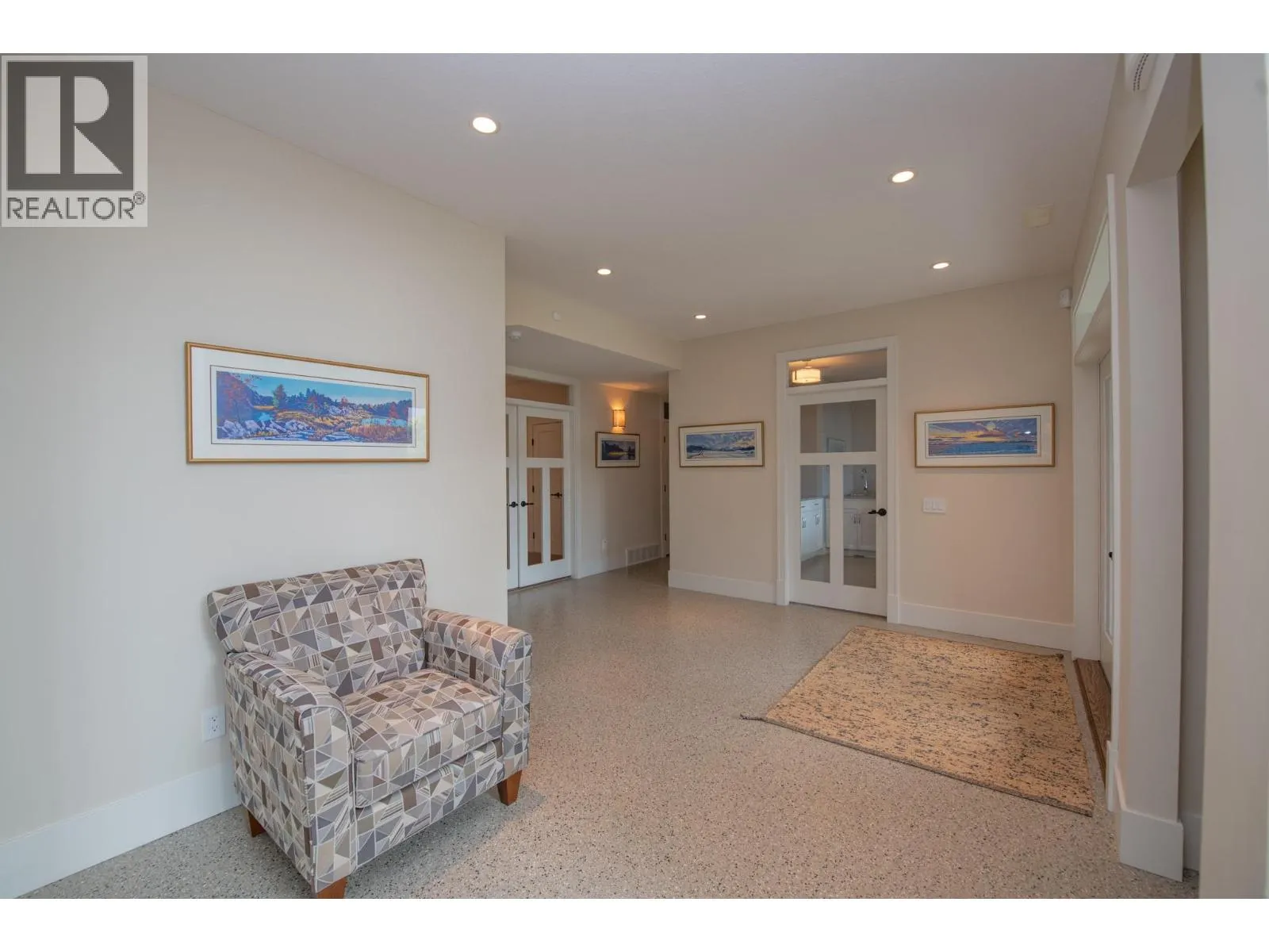 600 Hart Place