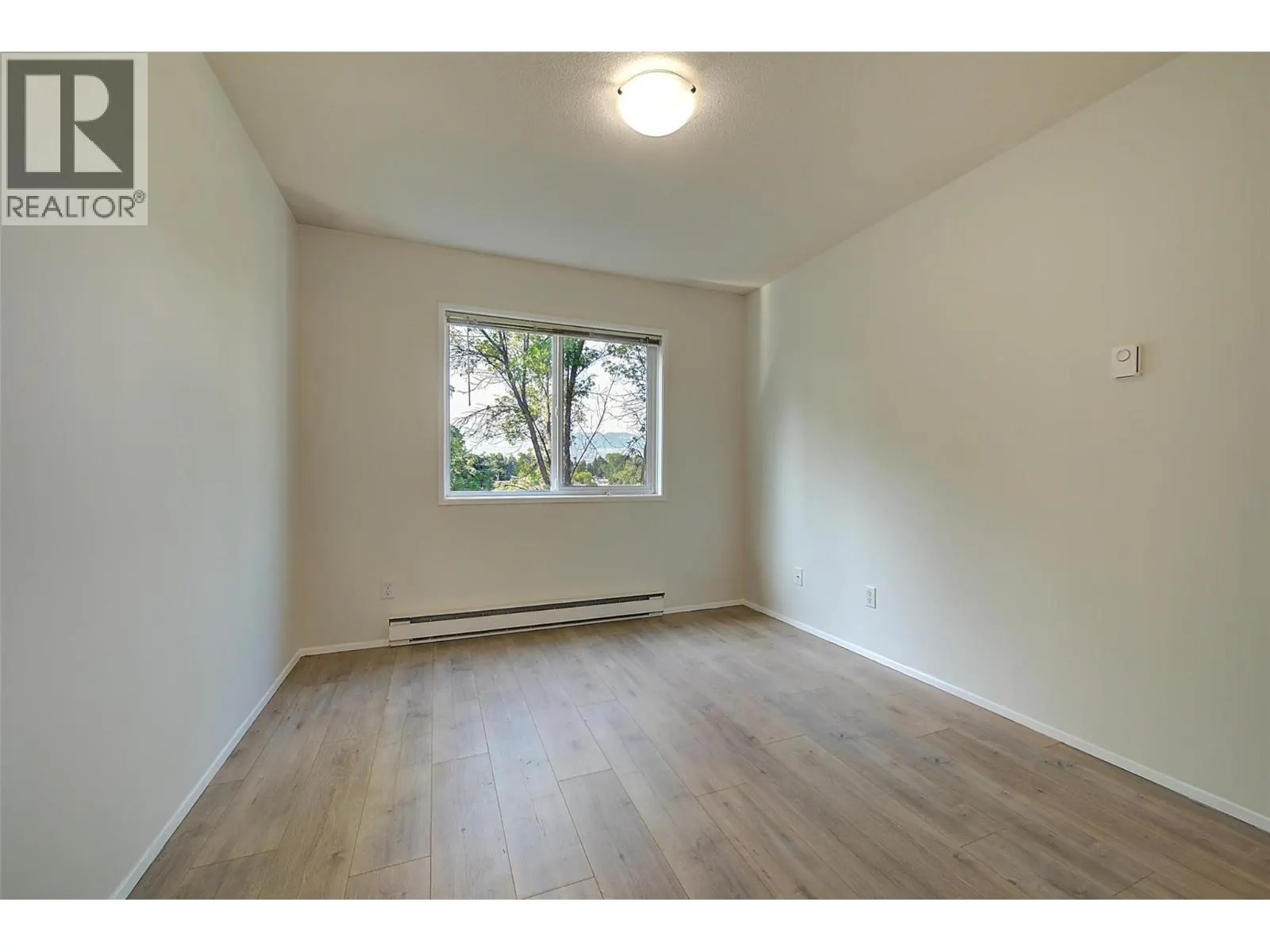 3180 De Montreuil Court Unit# 407