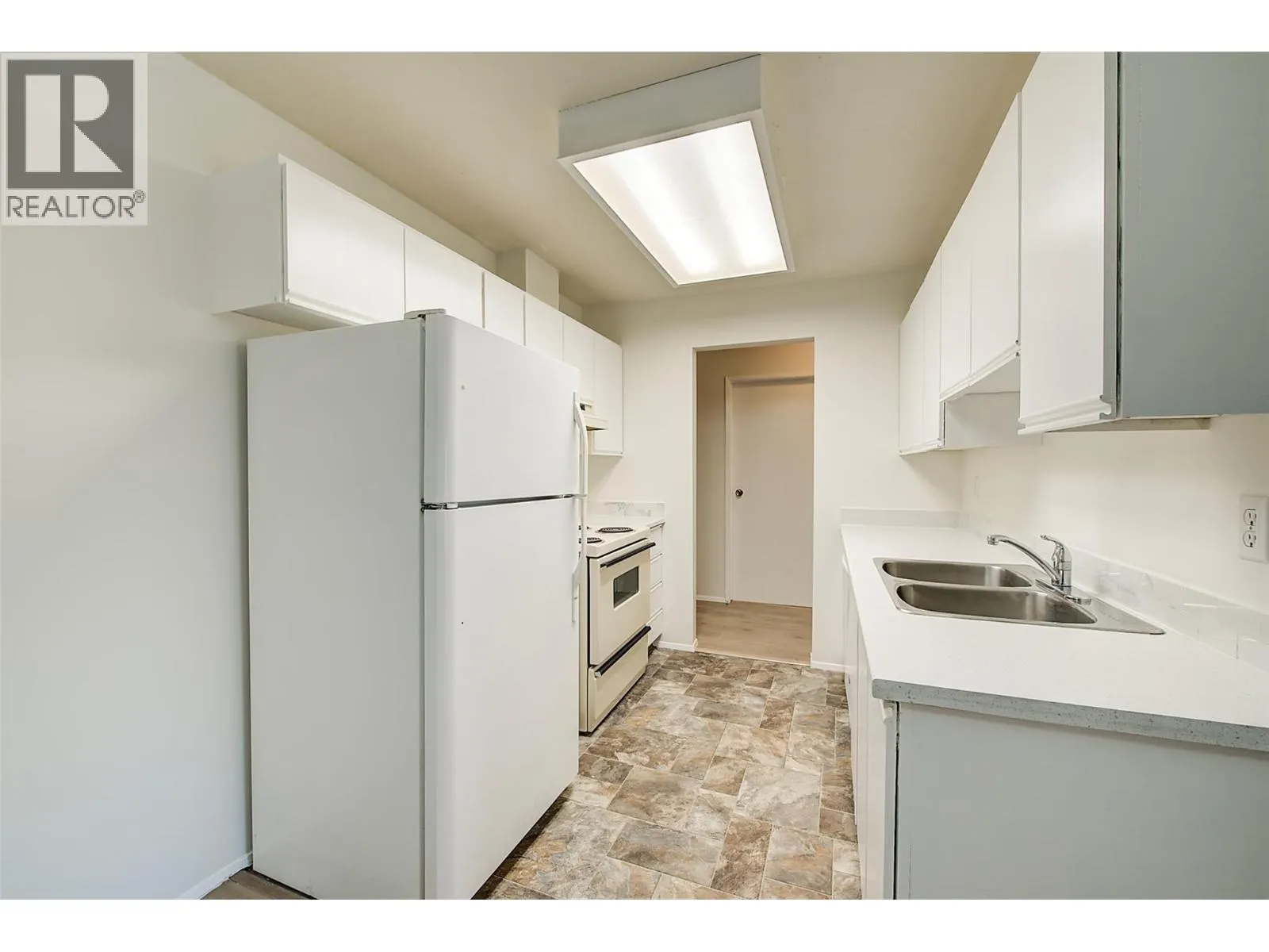 3180 De Montreuil Court Unit# 407