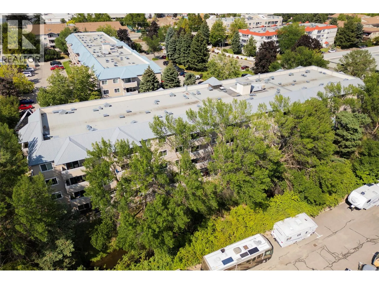 3180 De Montreuil Court Unit# 407