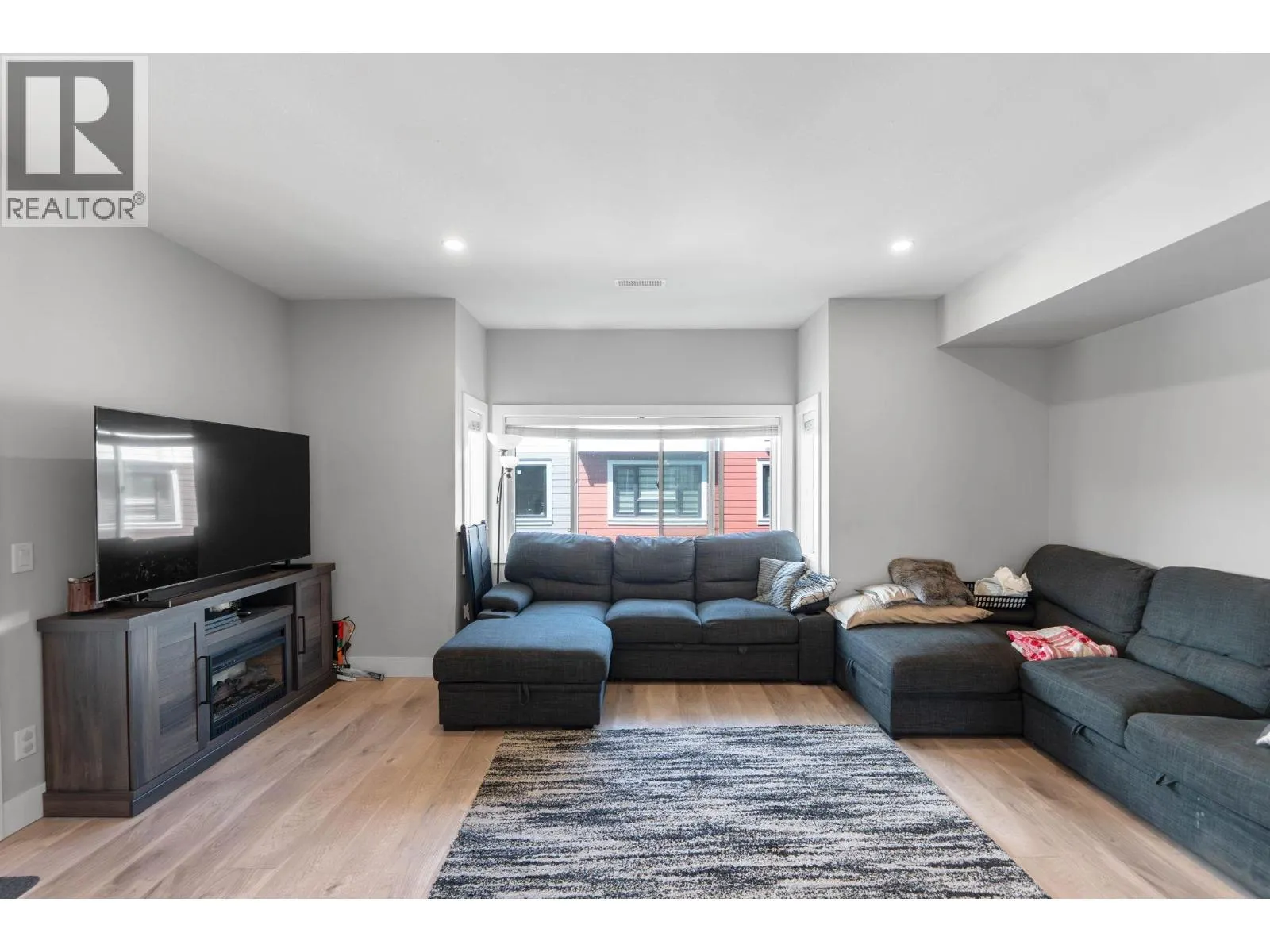 255 Taylor Road Unit# 1