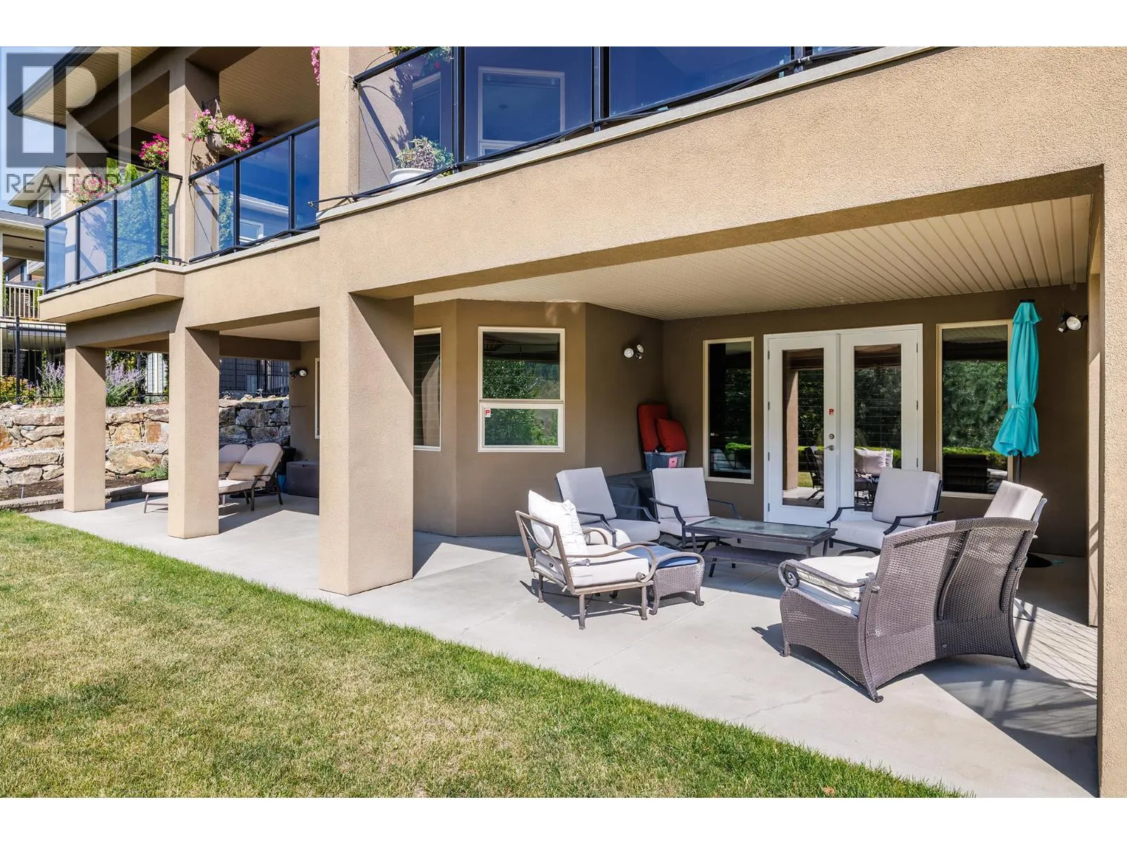475 Swan Drive