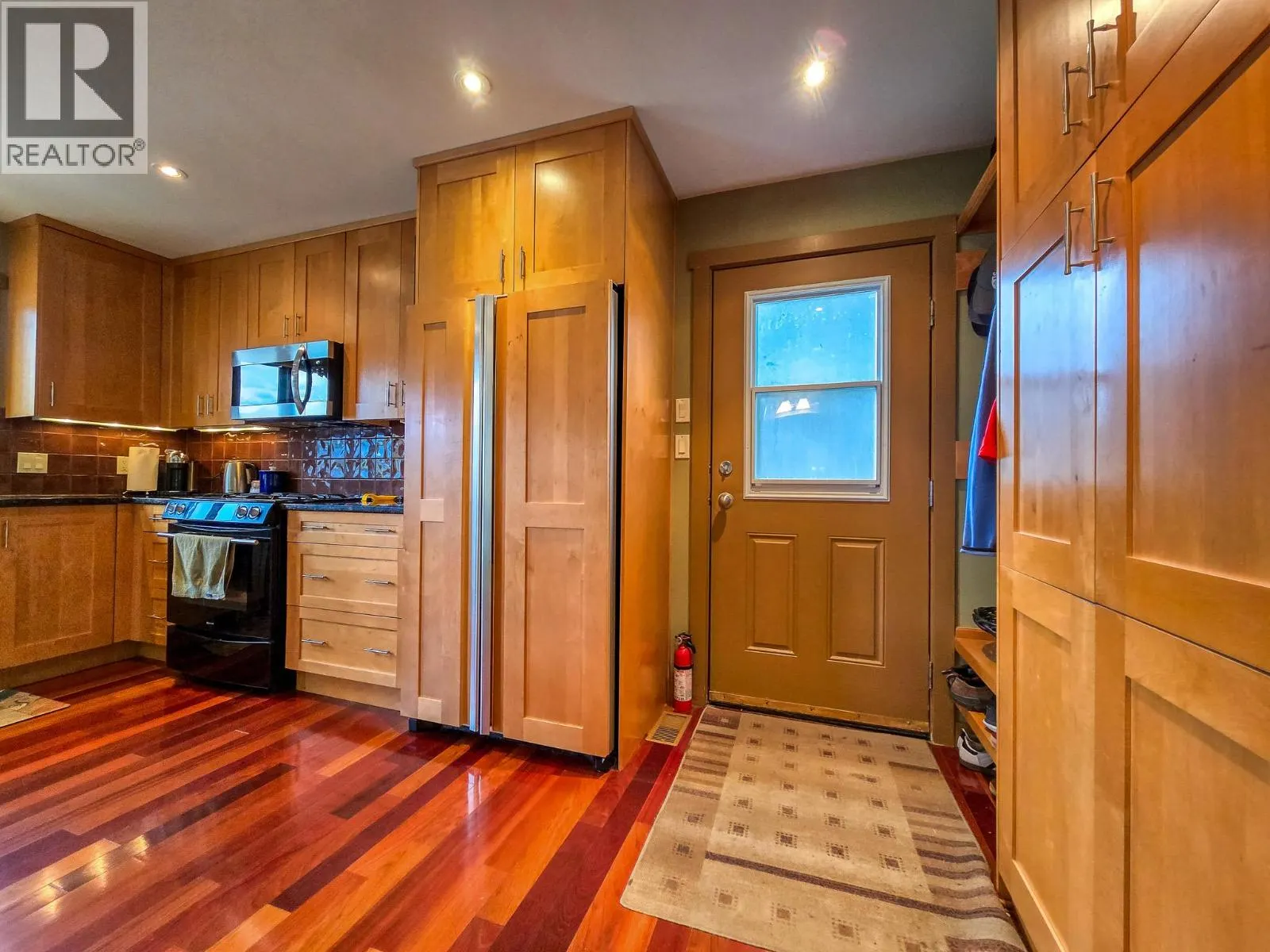 1521 2ND Avenue Unit# 4