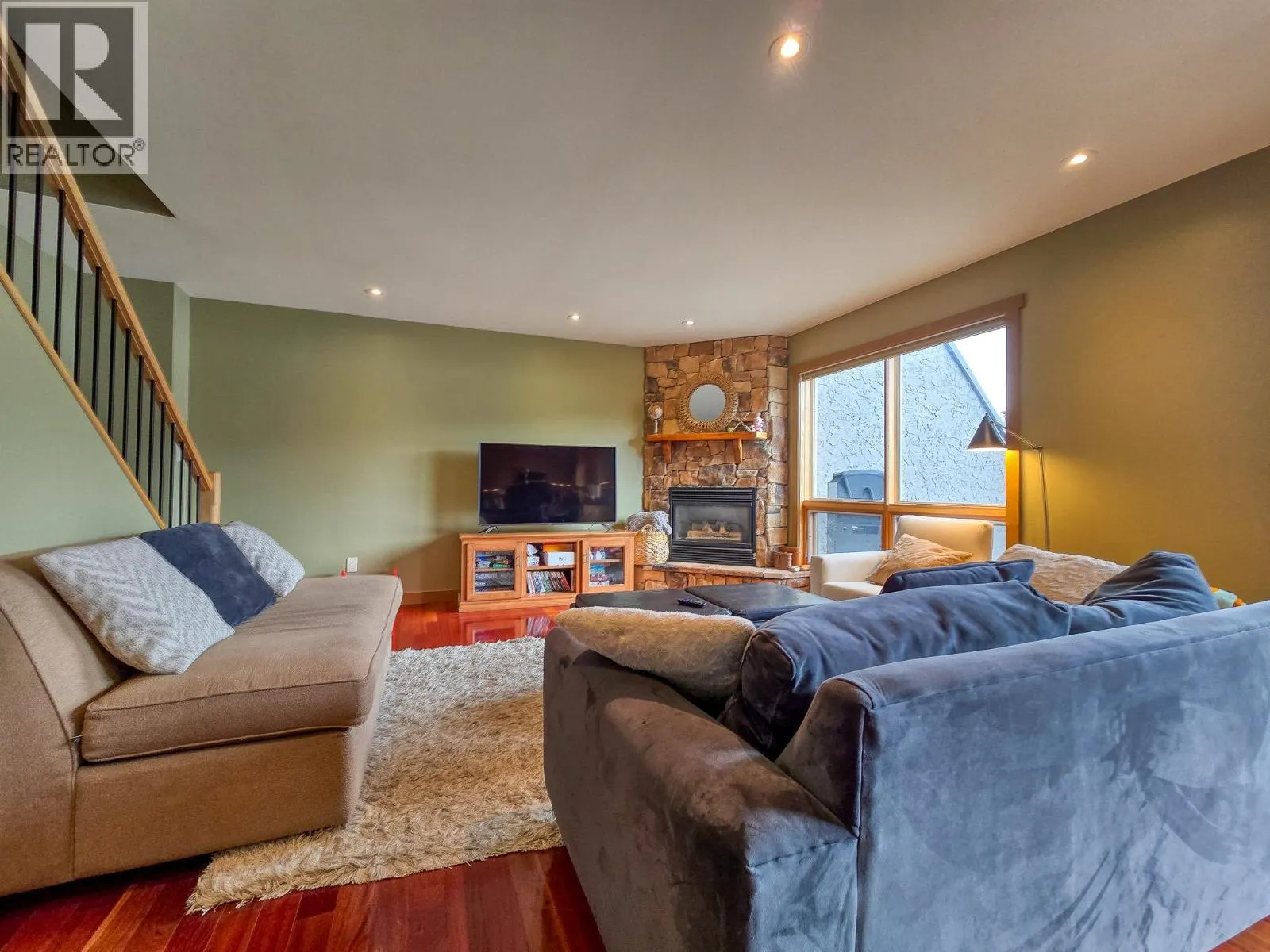 1521 2ND Avenue Unit# 4