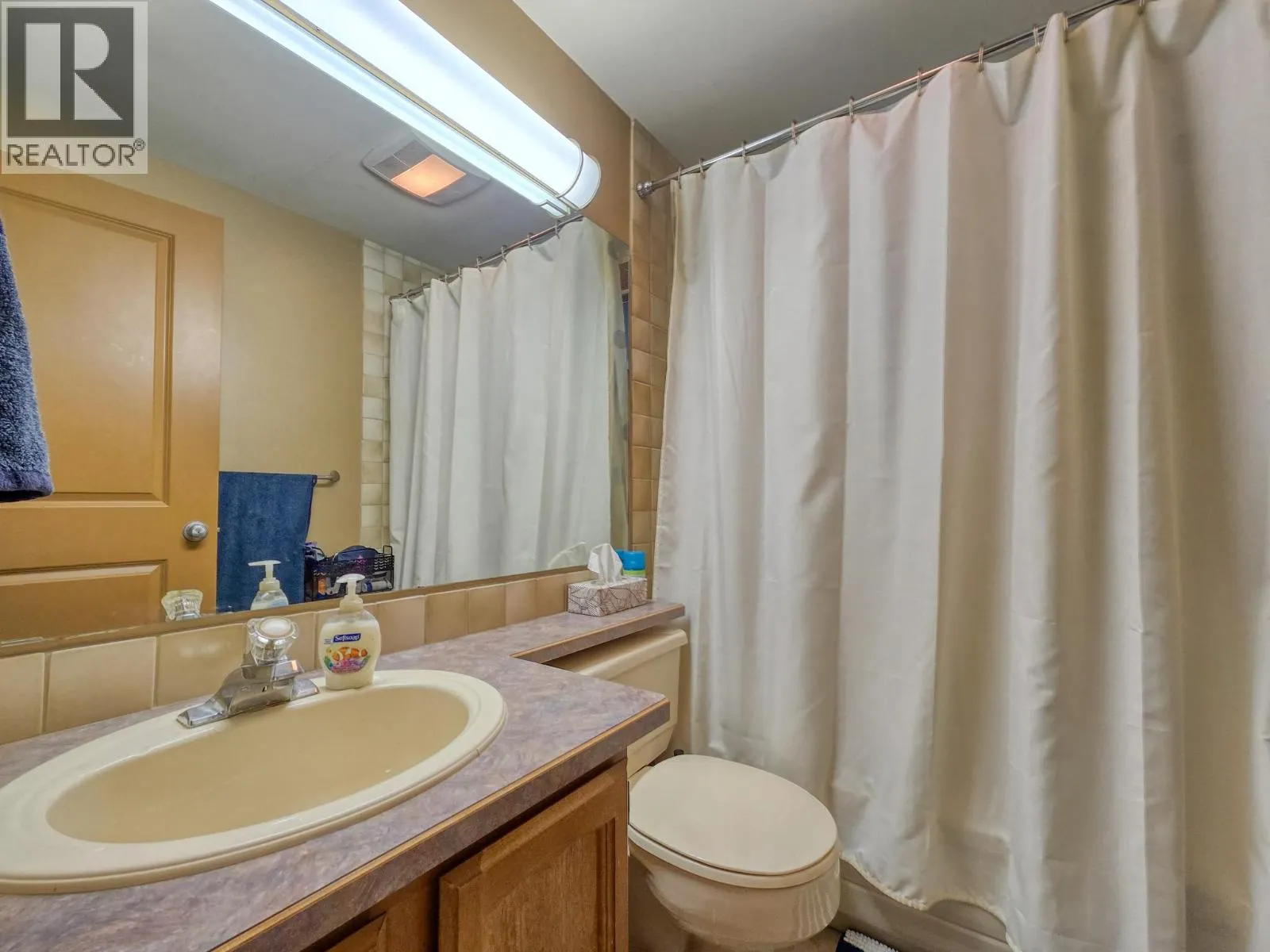 1521 2ND Avenue Unit# 4