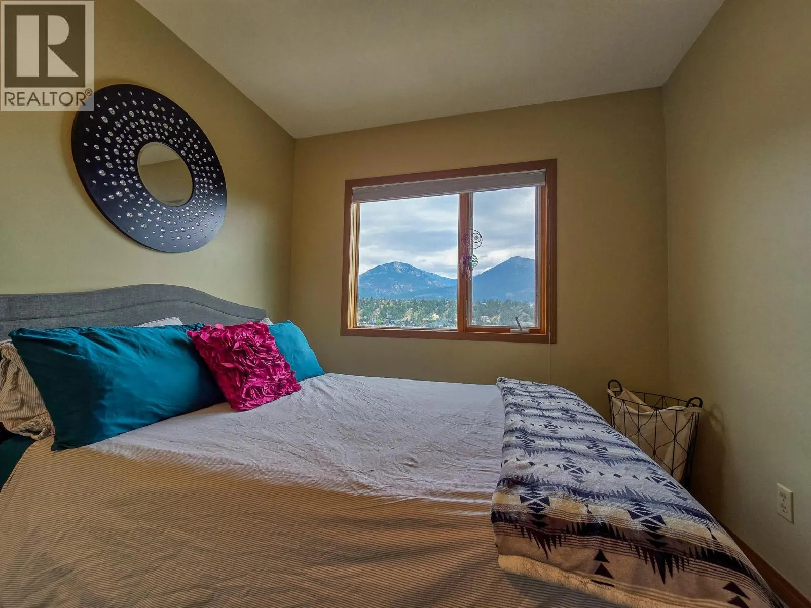 1521 2ND Avenue Unit# 4