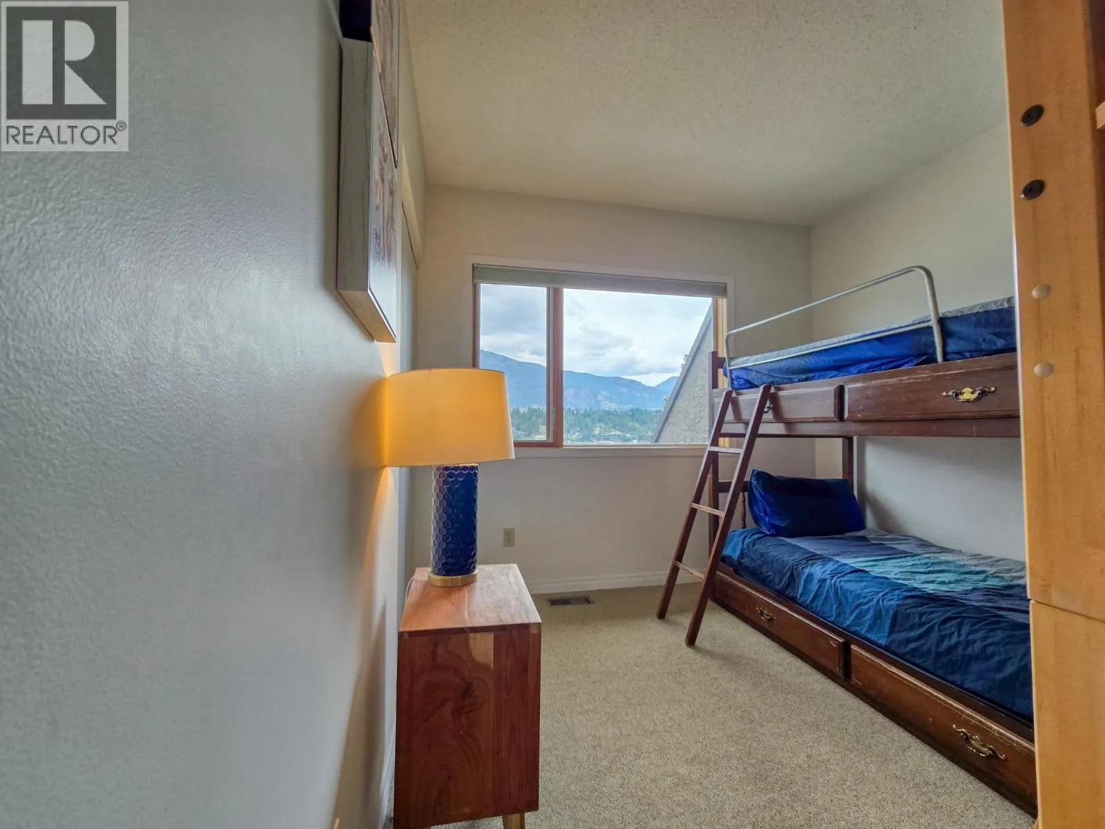 1521 2ND Avenue Unit# 4