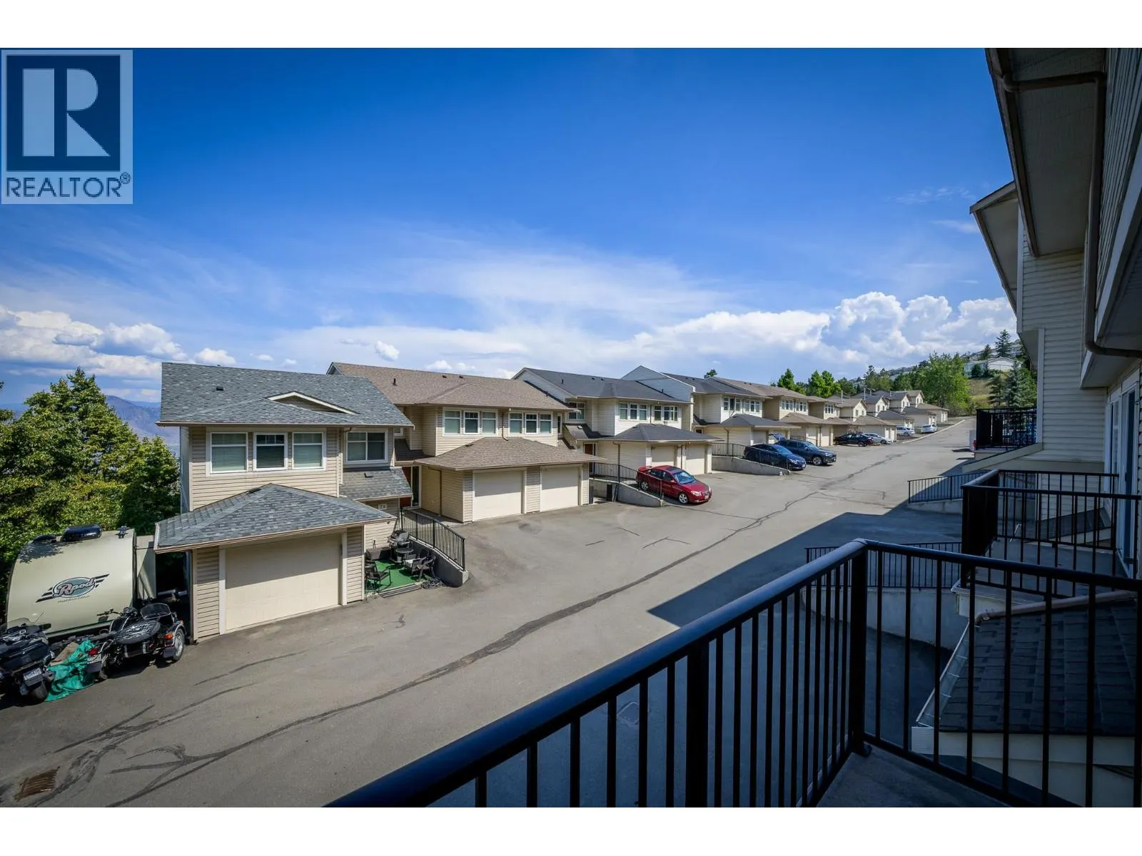 1990 Pacific Way Unit# 27