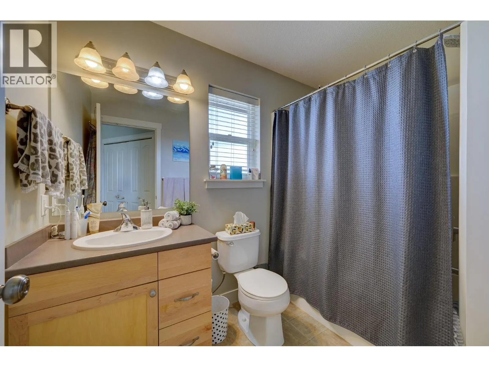 1990 Pacific Way Unit# 27