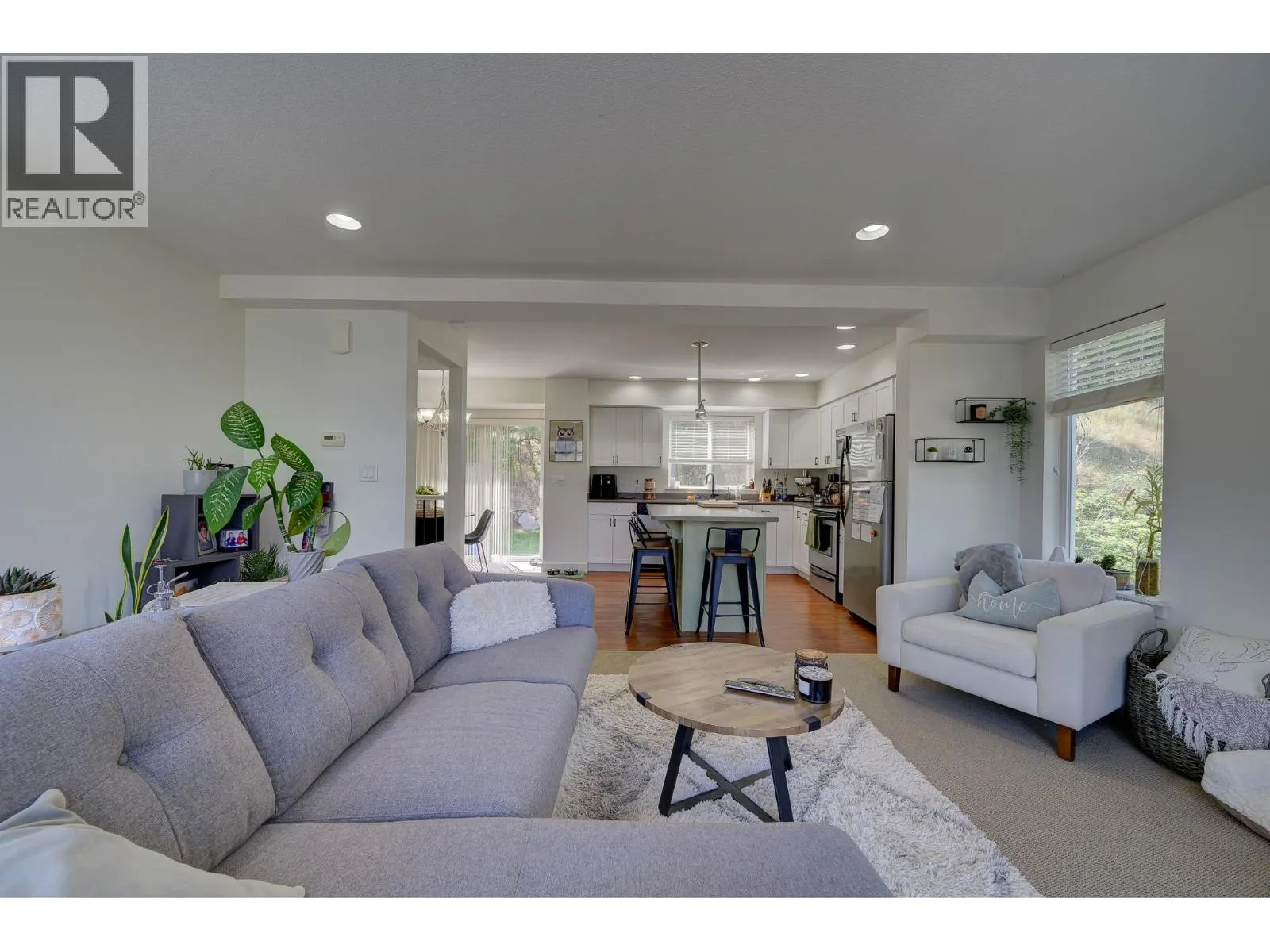 1990 Pacific Way Unit# 27