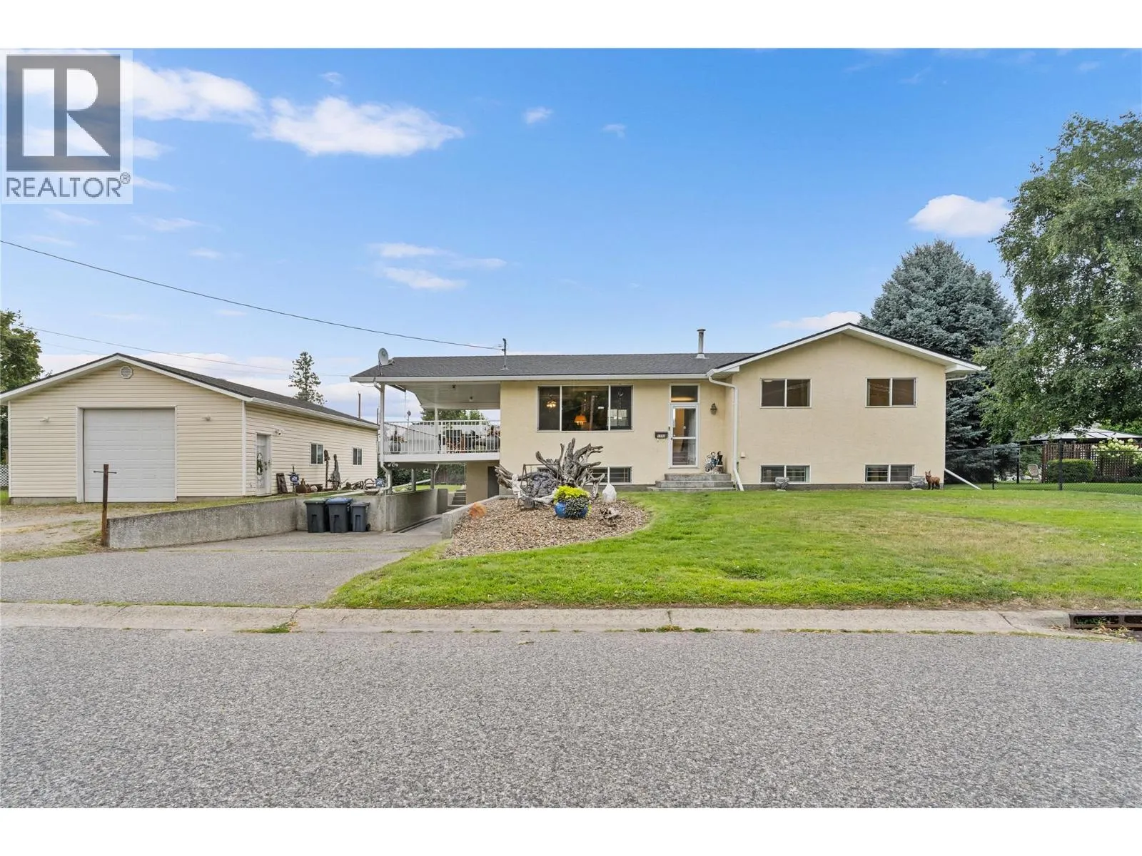 1390 Creekside Road