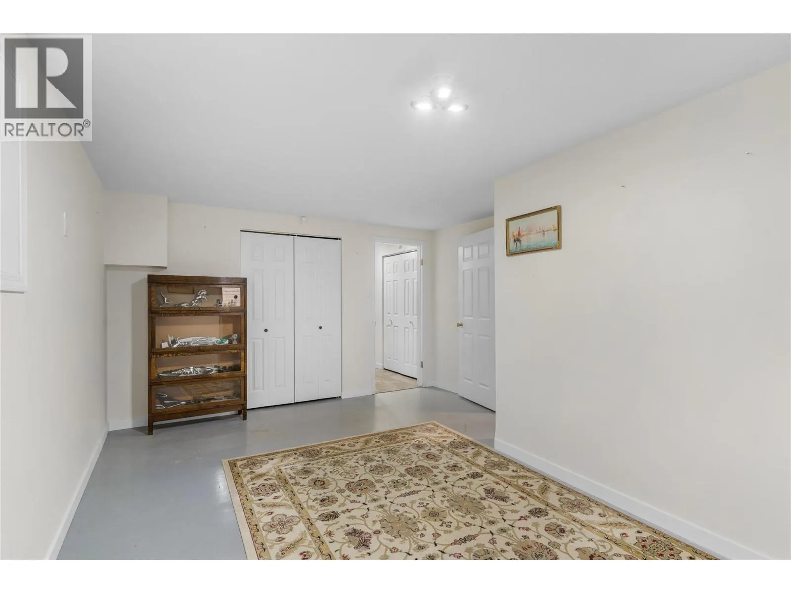1390 Creekside Road