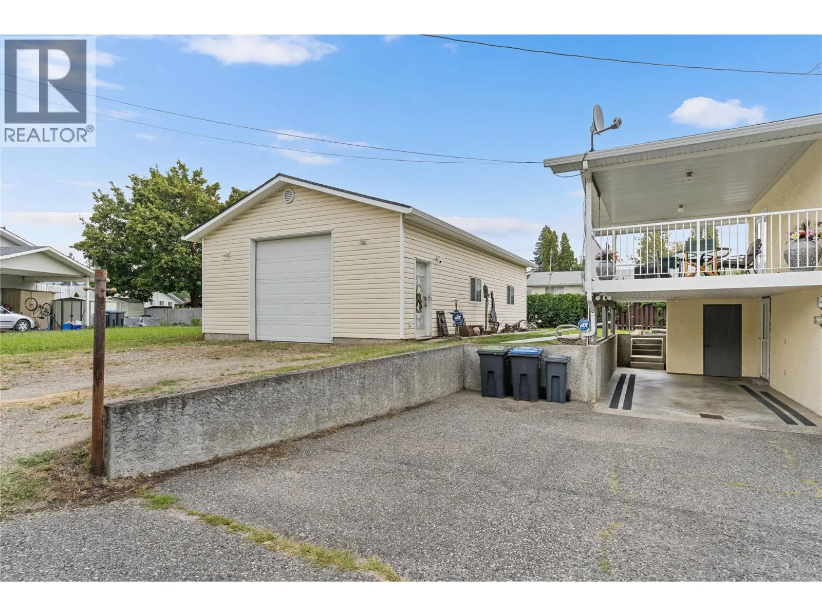 1390 Creekside Road