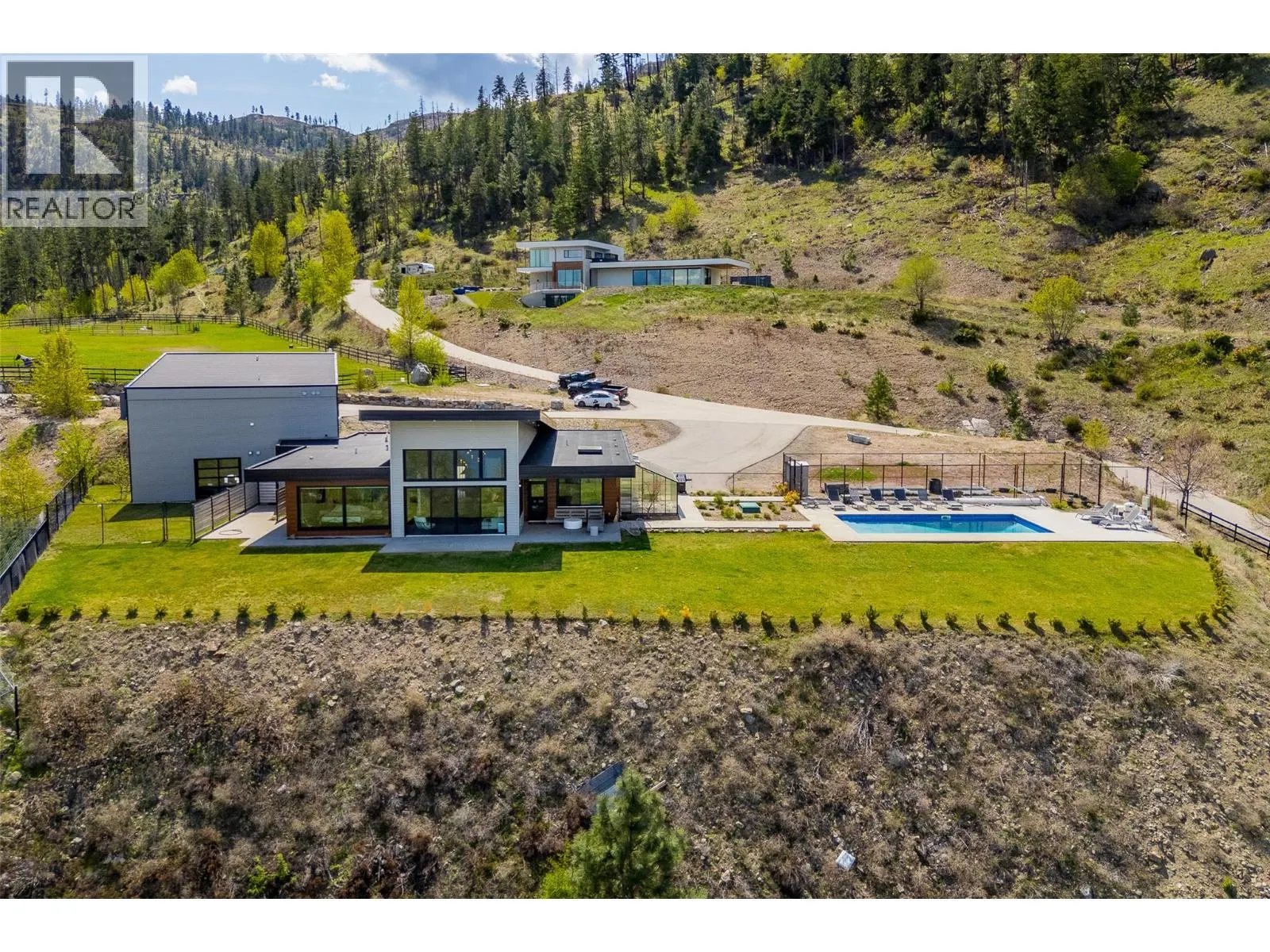 6101 Lakeshore Road
