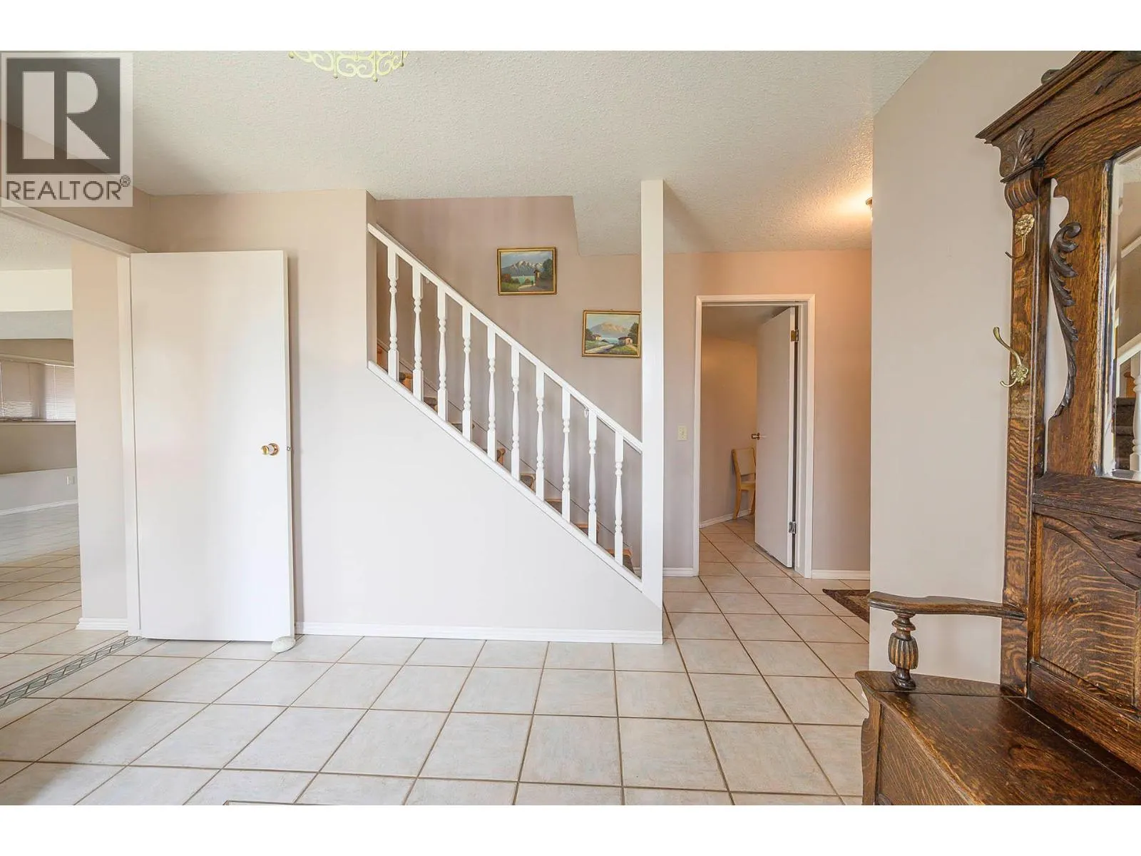 321 WALNUT Avenue