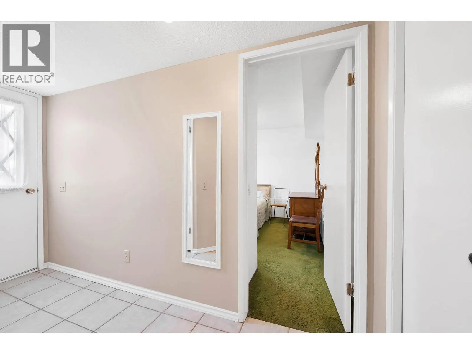 321 WALNUT Avenue