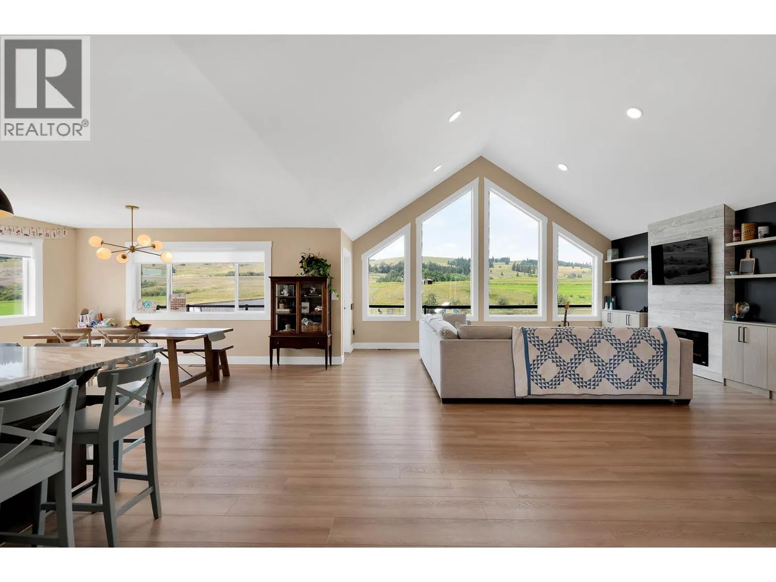 3797 PRINCETON KAMLOOPS Highway