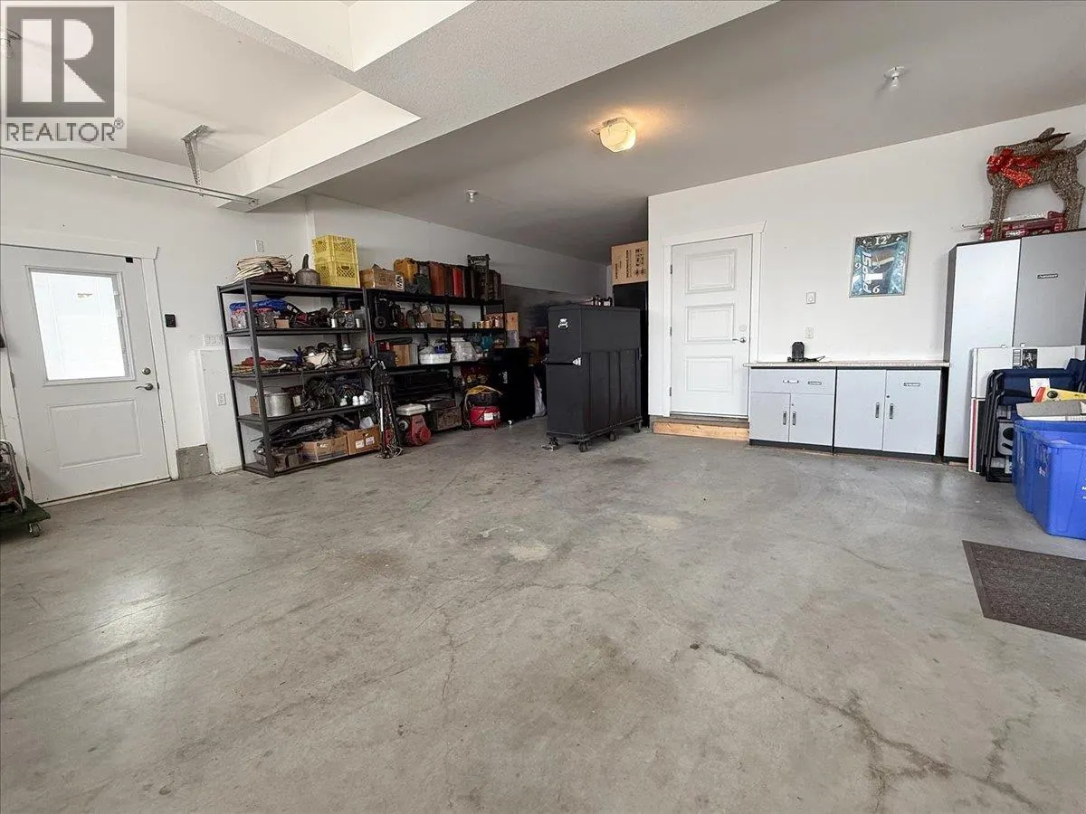 2016 Mountain View Avenue