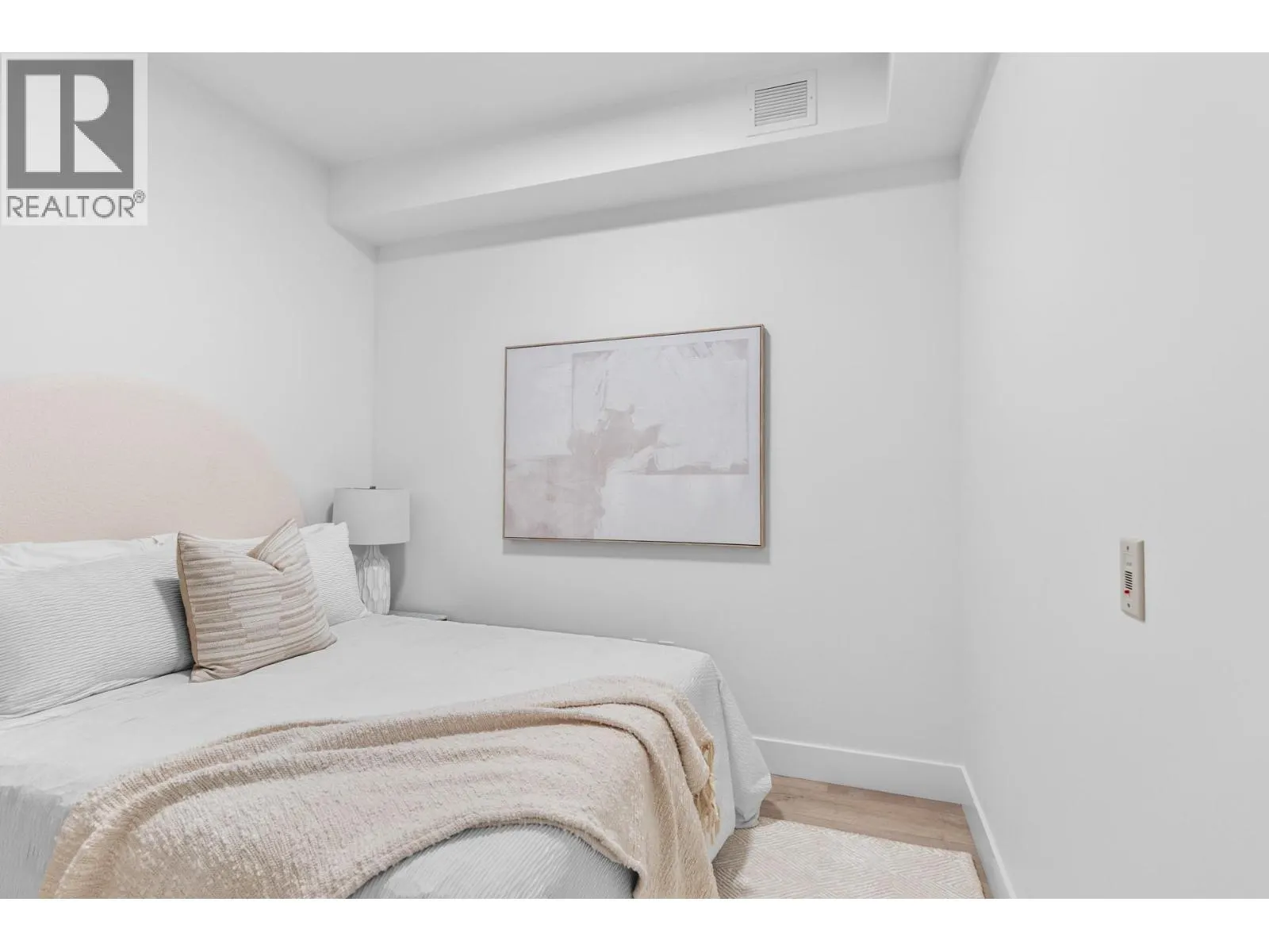 620 Coronation Avenue Unit# 403