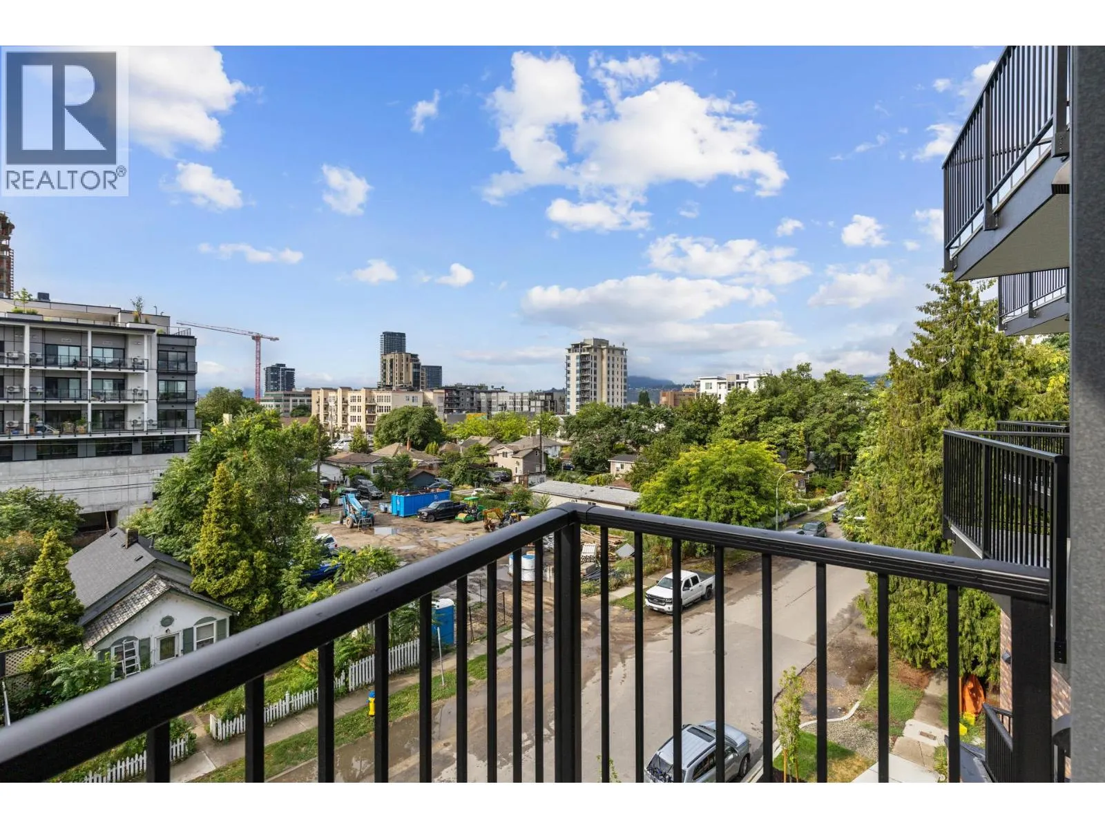 620 Coronation Avenue Unit# 403