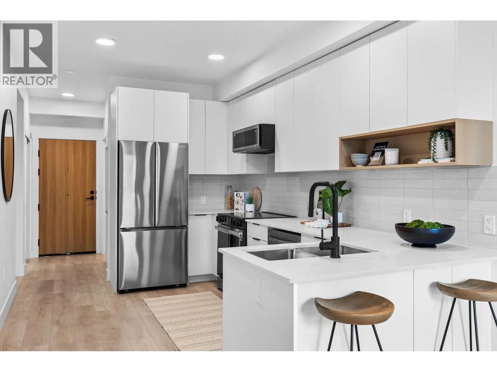 620 Coronation Avenue Unit# 403
