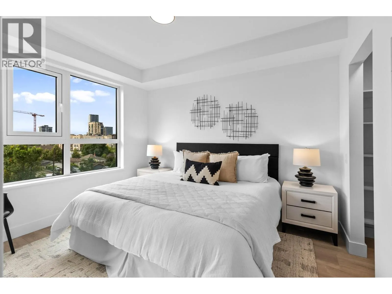 620 Coronation Avenue Unit# 403