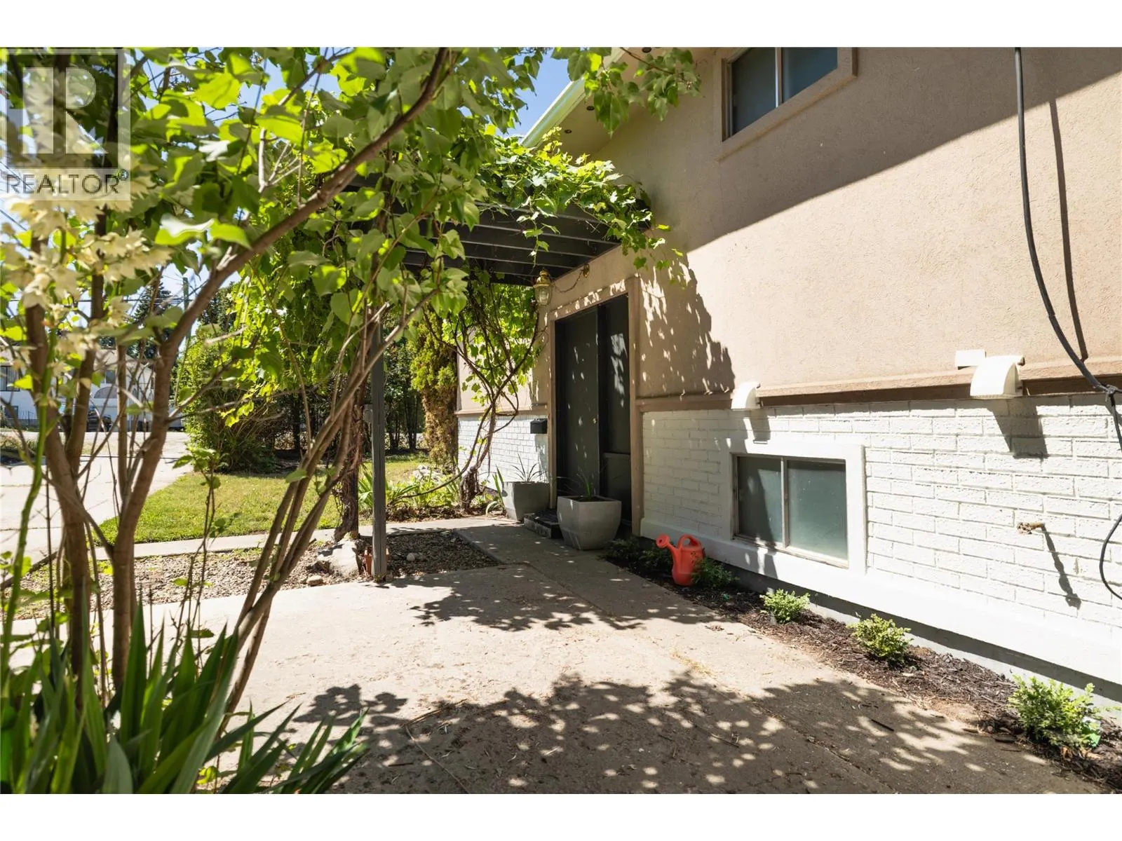 460 Eldorado Road