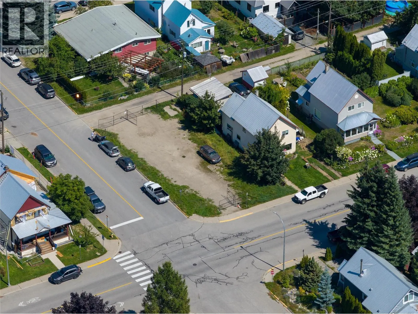 200 Third Street E