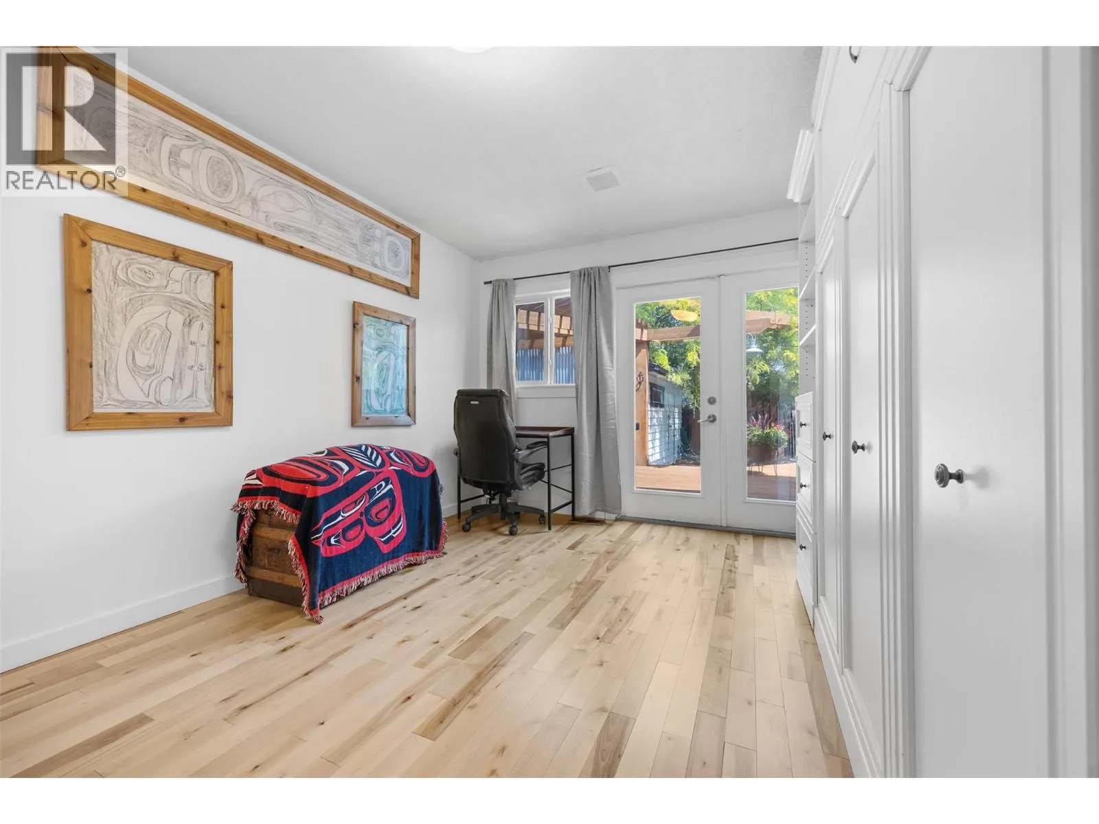 308 McTavish Road