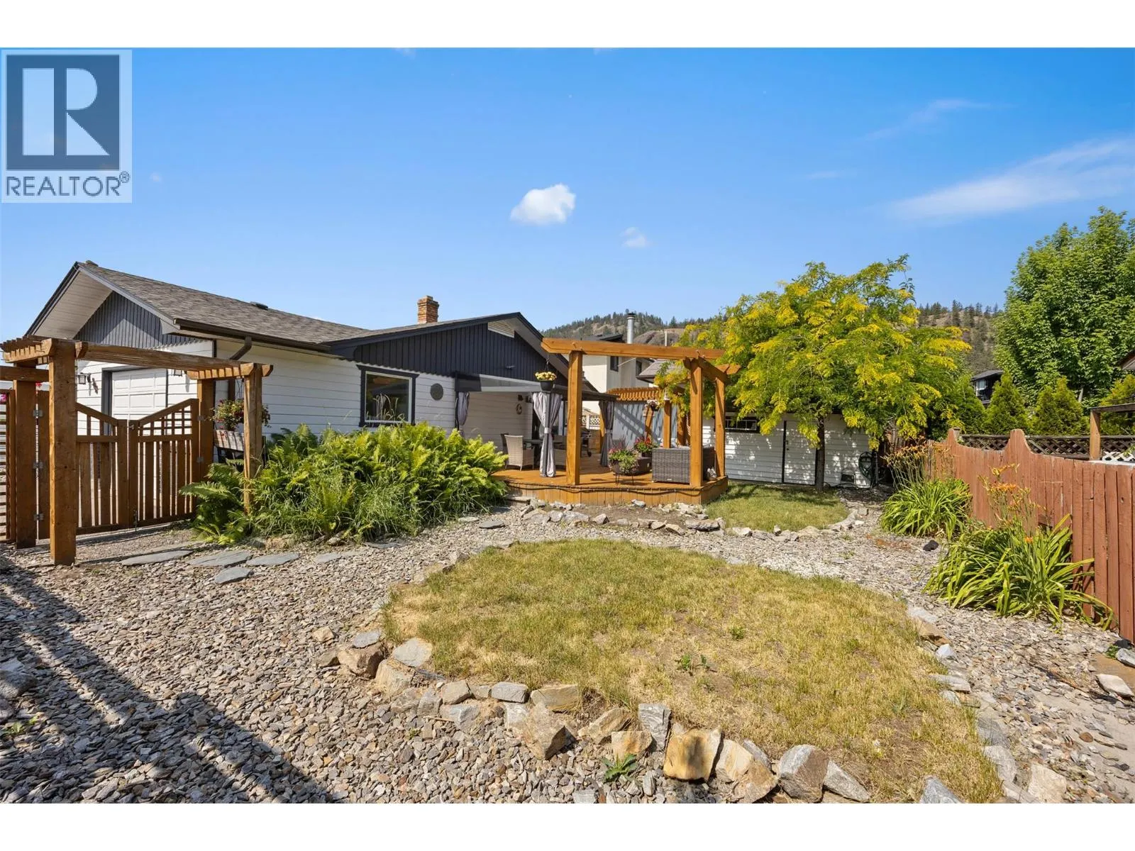 308 McTavish Road