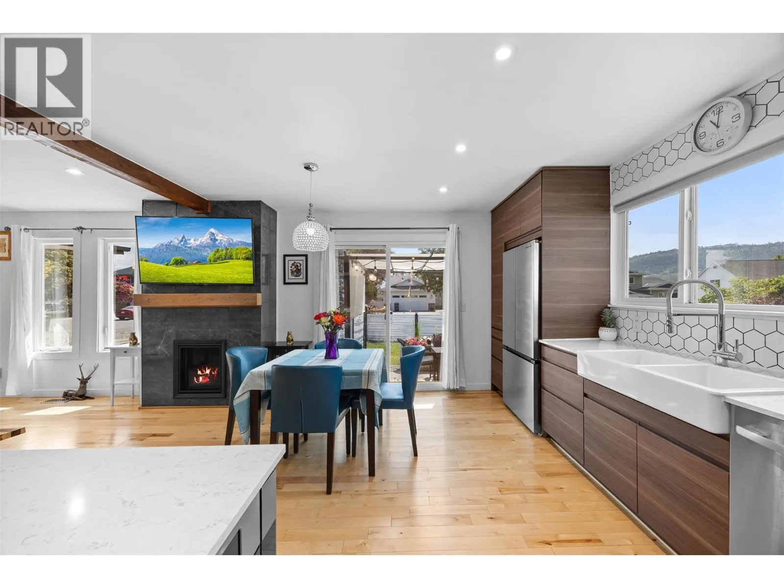 308 McTavish Road