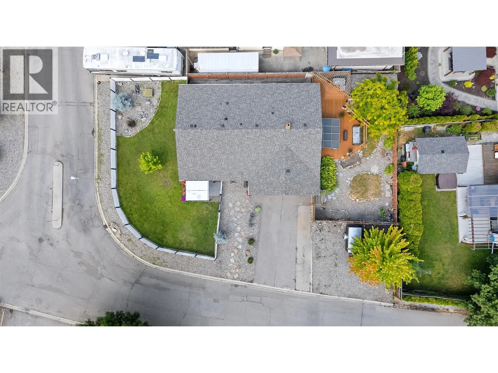 308 McTavish Road