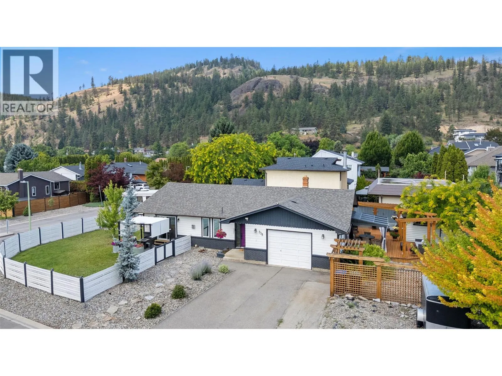 308 McTavish Road